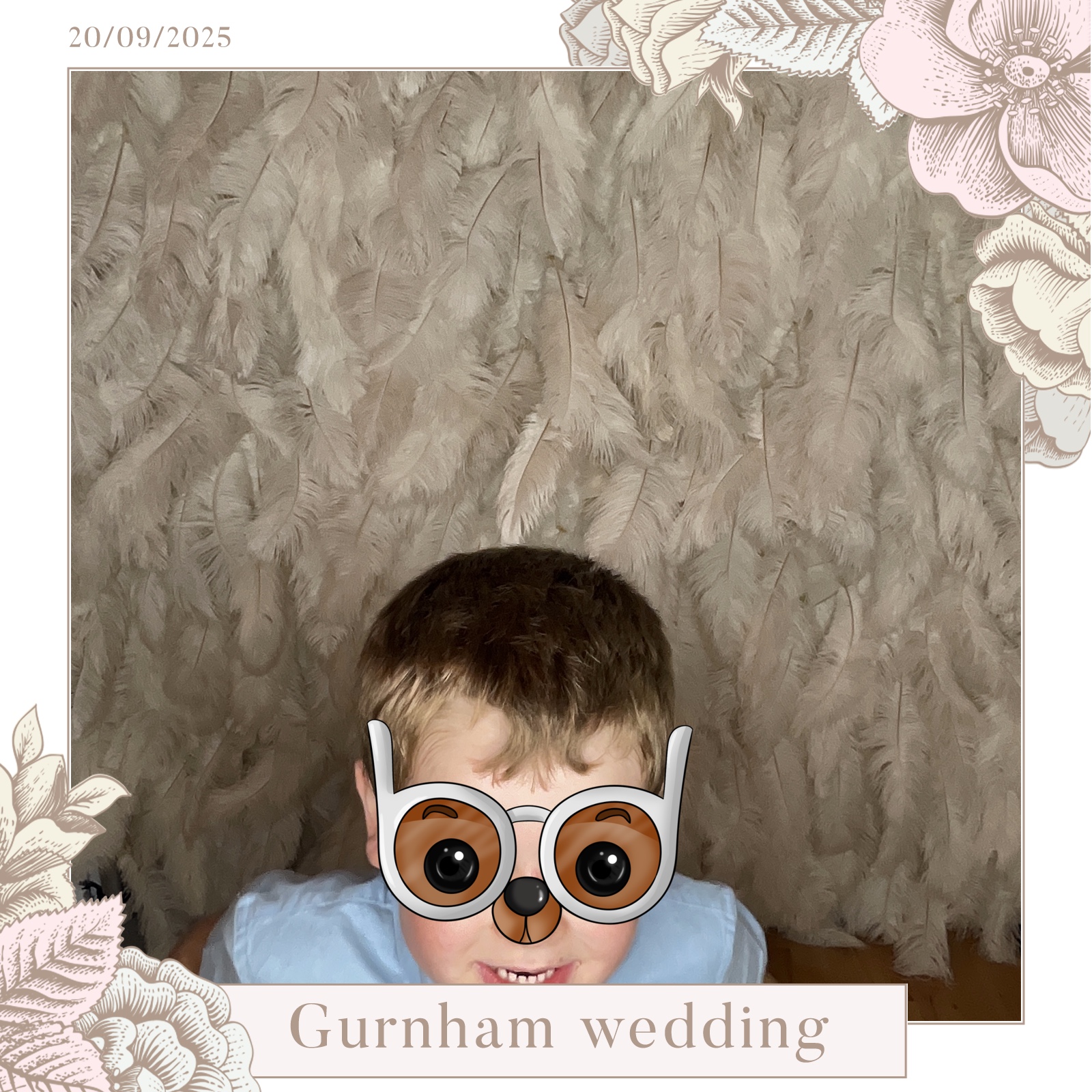 Stevie & Dale's photo booth images  | View more photos from the event at gallery.magicimages.uk/u/MagicImages/Stevie-Dales-photo-booth-images