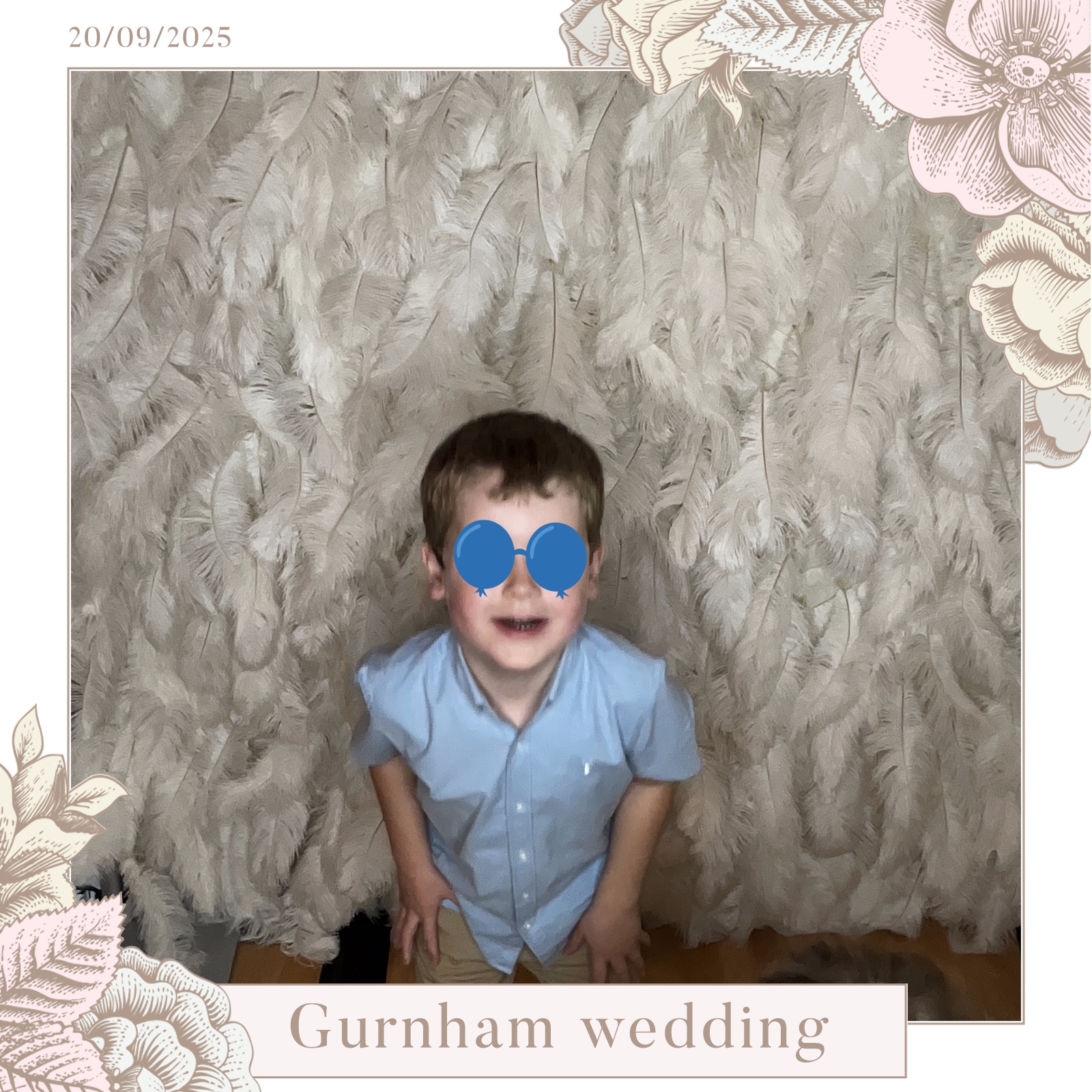 Stevie & Dale's photo booth images  | View more photos from the event at gallery.magicimages.uk/u/MagicImages/Stevie-Dales-photo-booth-images