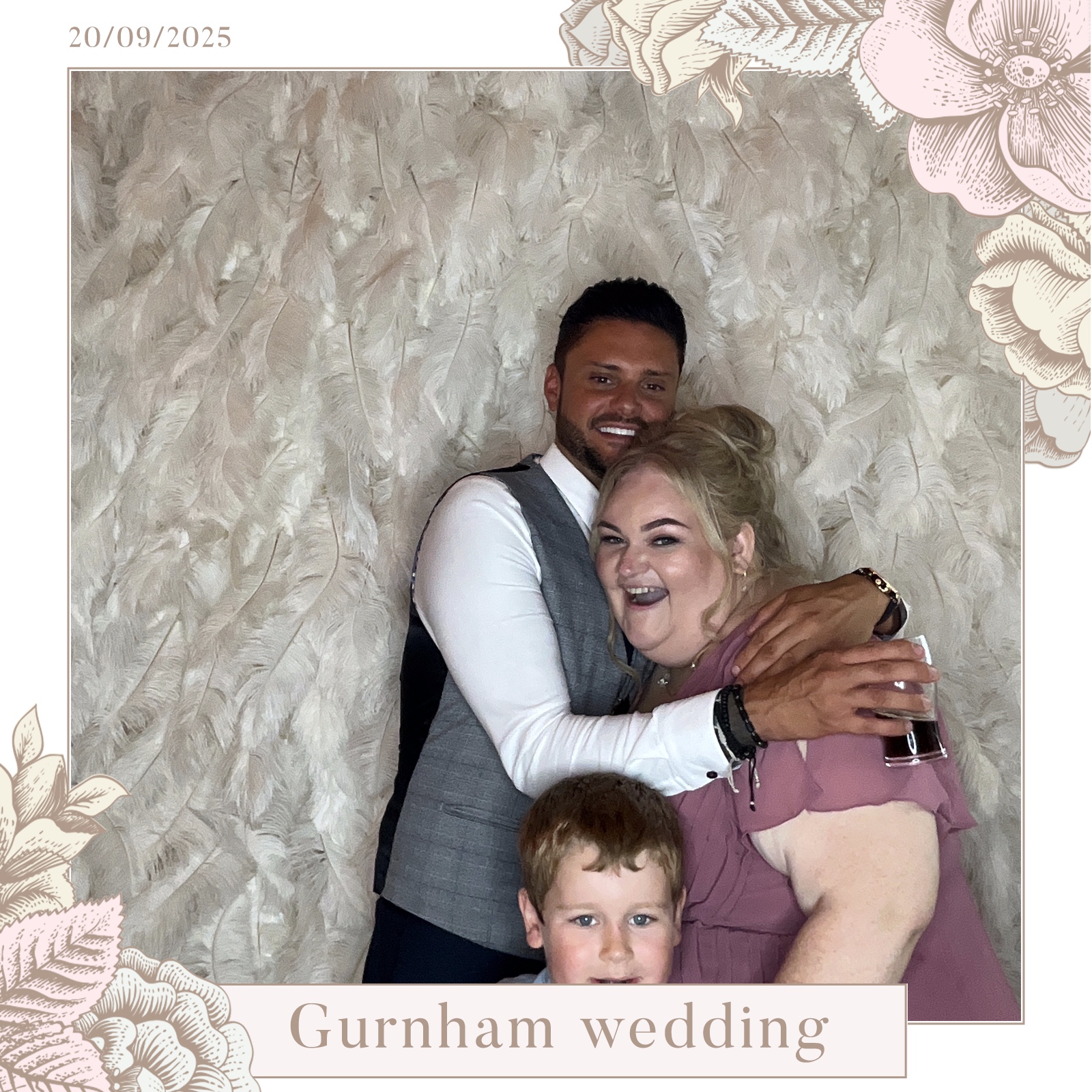 Stevie & Dale's photo booth images  | View more photos from the event at gallery.magicimages.uk/u/MagicImages/Stevie-Dales-photo-booth-images