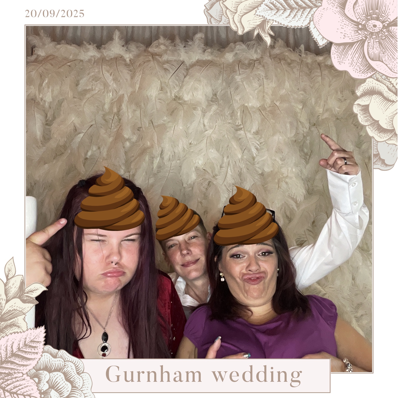 Stevie & Dale's photo booth images  | View more photos from the event at gallery.magicimages.uk/u/MagicImages/Stevie-Dales-photo-booth-images