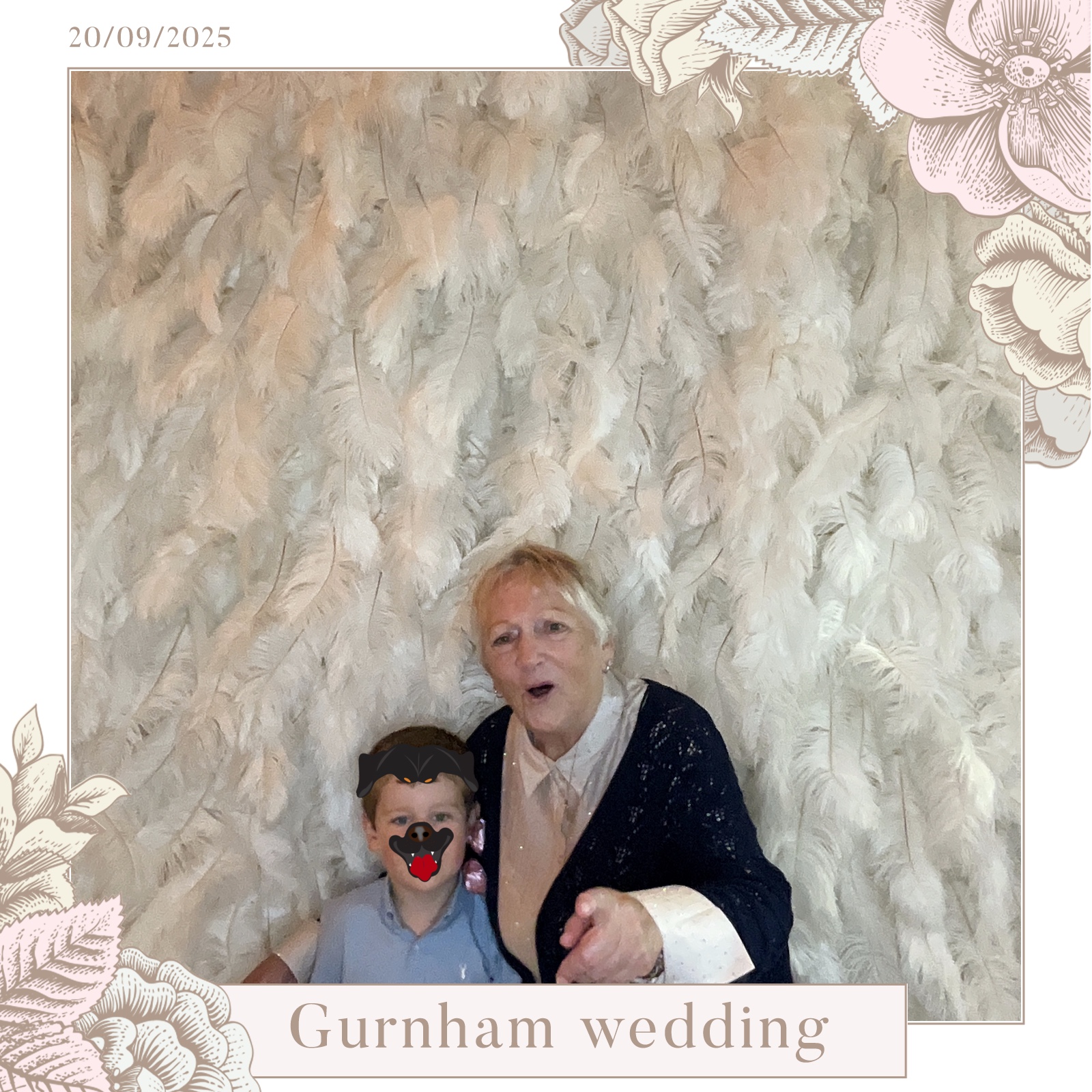 Stevie & Dale's photo booth images  | View more photos from the event at gallery.magicimages.uk/u/MagicImages/Stevie-Dales-photo-booth-images