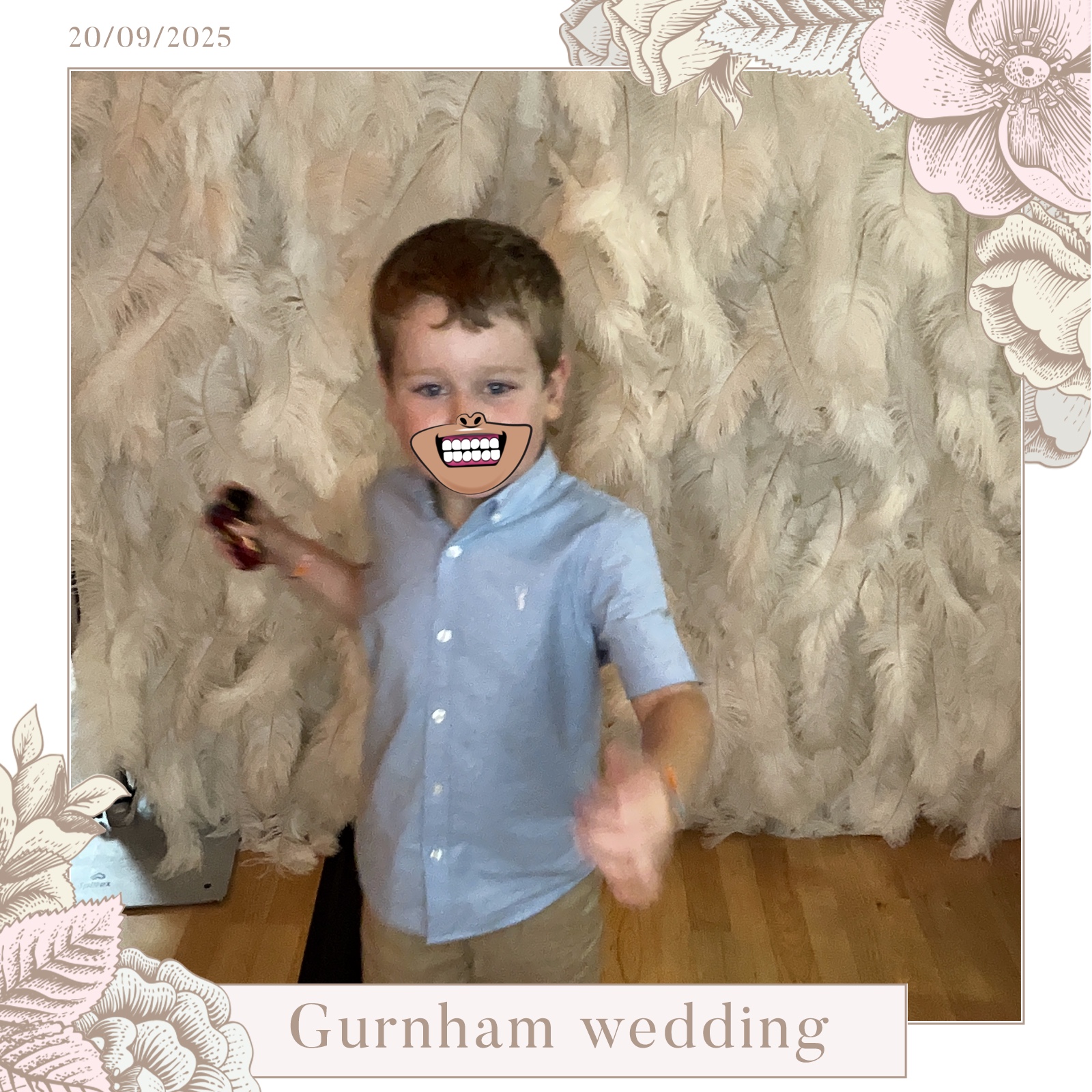 Stevie & Dale's photo booth images  | View more photos from the event at gallery.magicimages.uk/u/MagicImages/Stevie-Dales-photo-booth-images