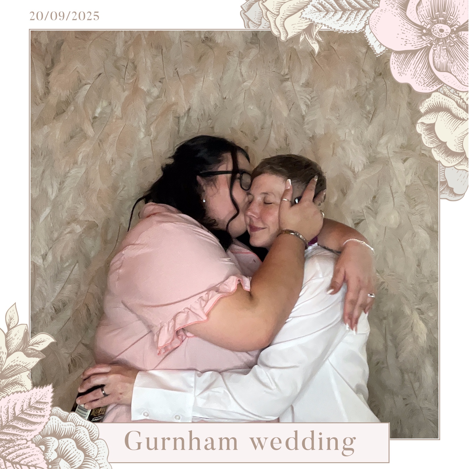 Stevie & Dale's photo booth images  | View more photos from the event at gallery.magicimages.uk/u/MagicImages/Stevie-Dales-photo-booth-images