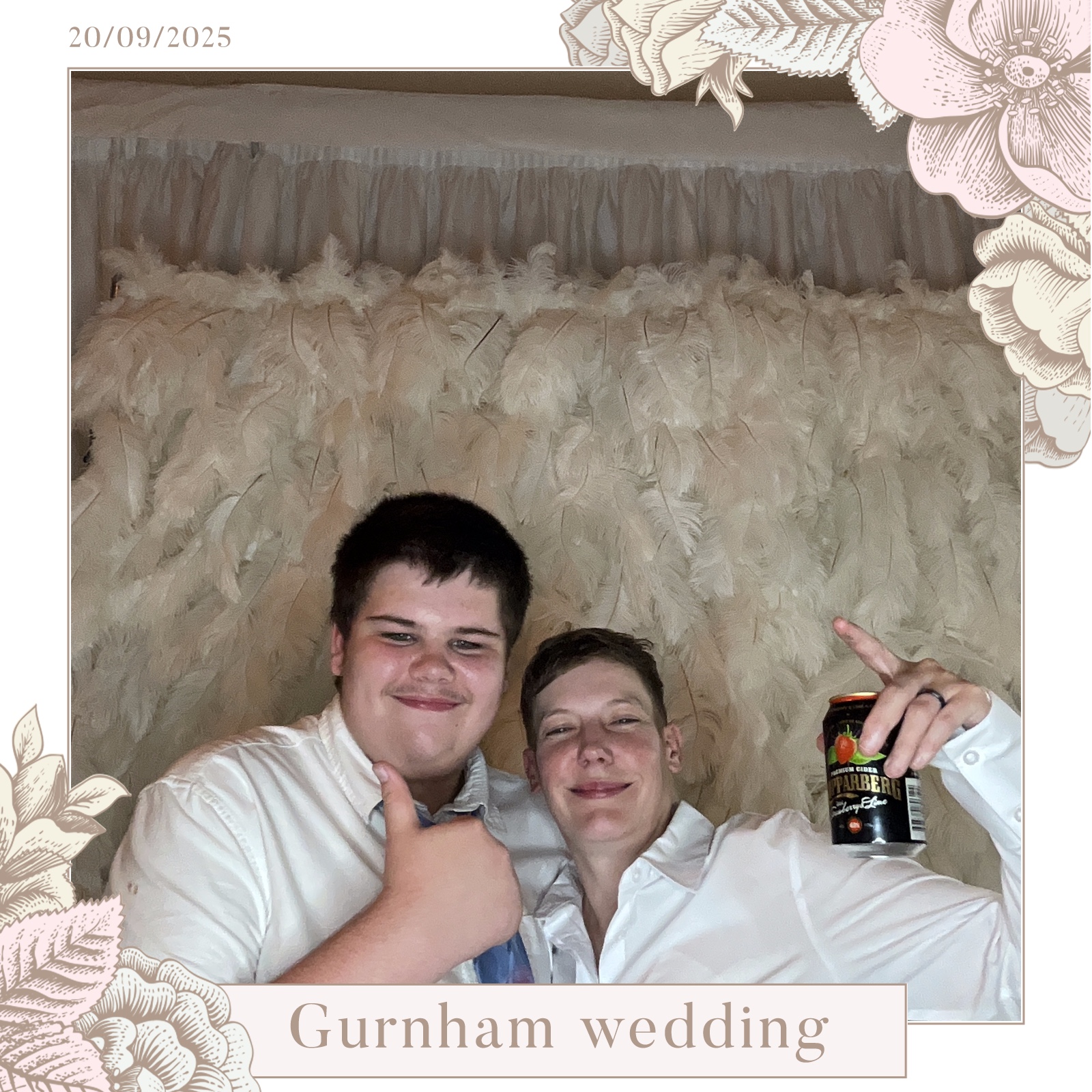 Stevie & Dale's photo booth images  | View more photos from the event at gallery.magicimages.uk/u/MagicImages/Stevie-Dales-photo-booth-images