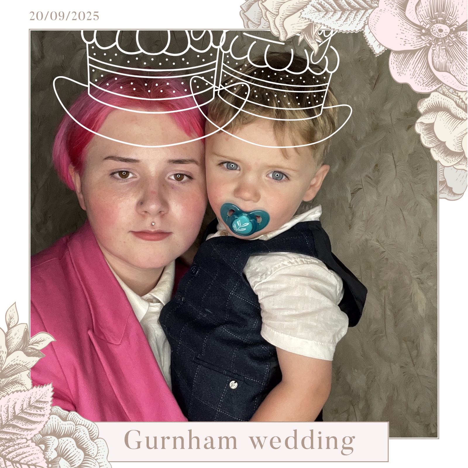 Stevie & Dale's photo booth images  | View more photos from the event at gallery.magicimages.uk/u/MagicImages/Stevie-Dales-photo-booth-images