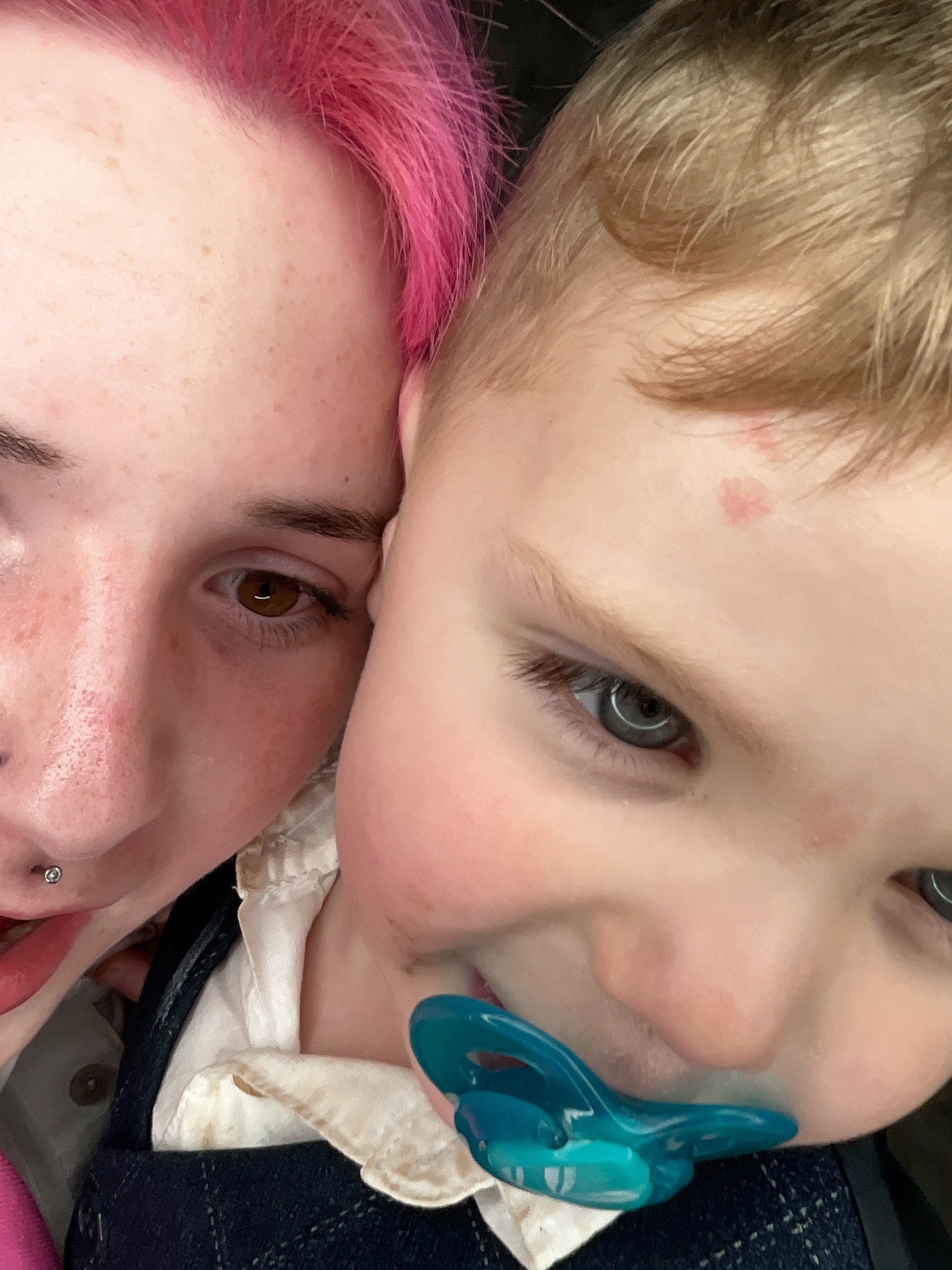 Stevie & Dale's photo booth images  | View more photos from the event at gallery.magicimages.uk/u/MagicImages/Stevie-Dales-photo-booth-images