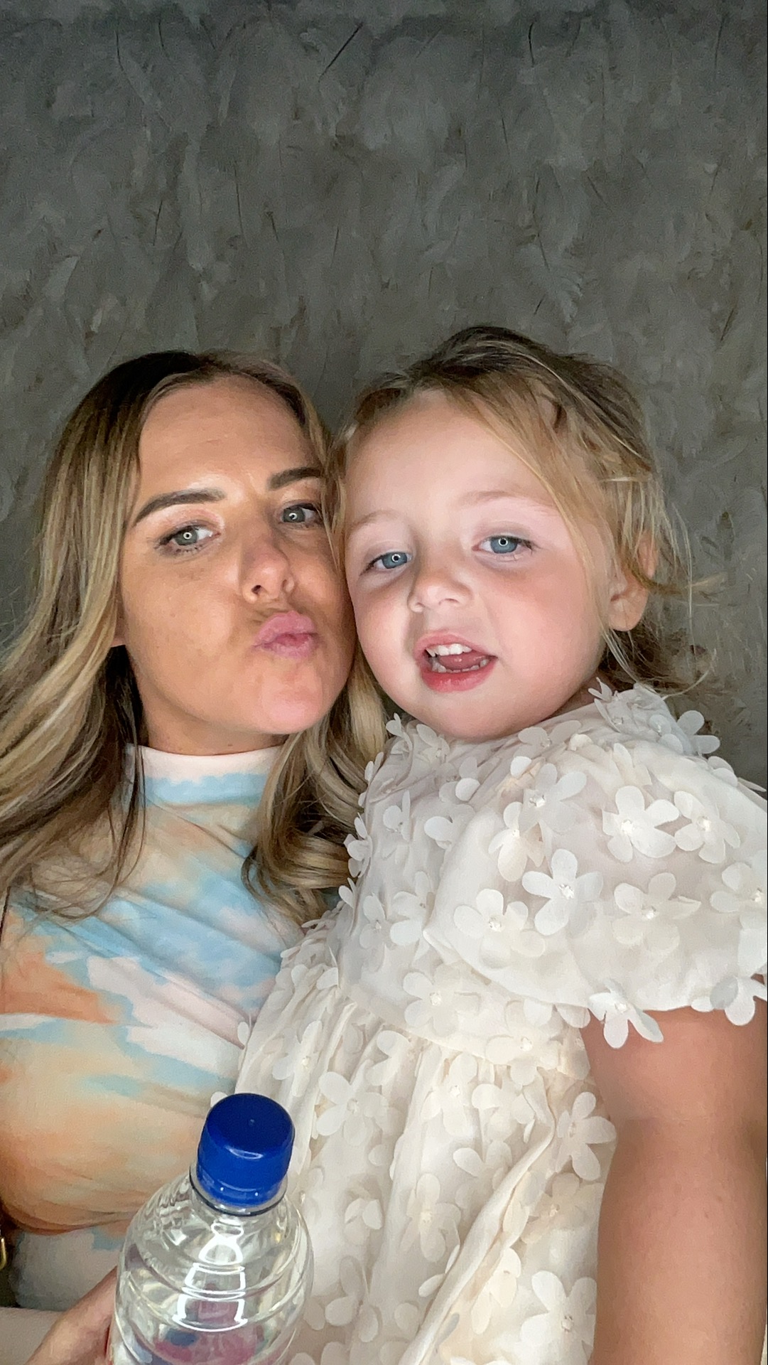 Stevie & Dale's photo booth images  | View more photos from the event at gallery.magicimages.uk/u/MagicImages/Stevie-Dales-photo-booth-images