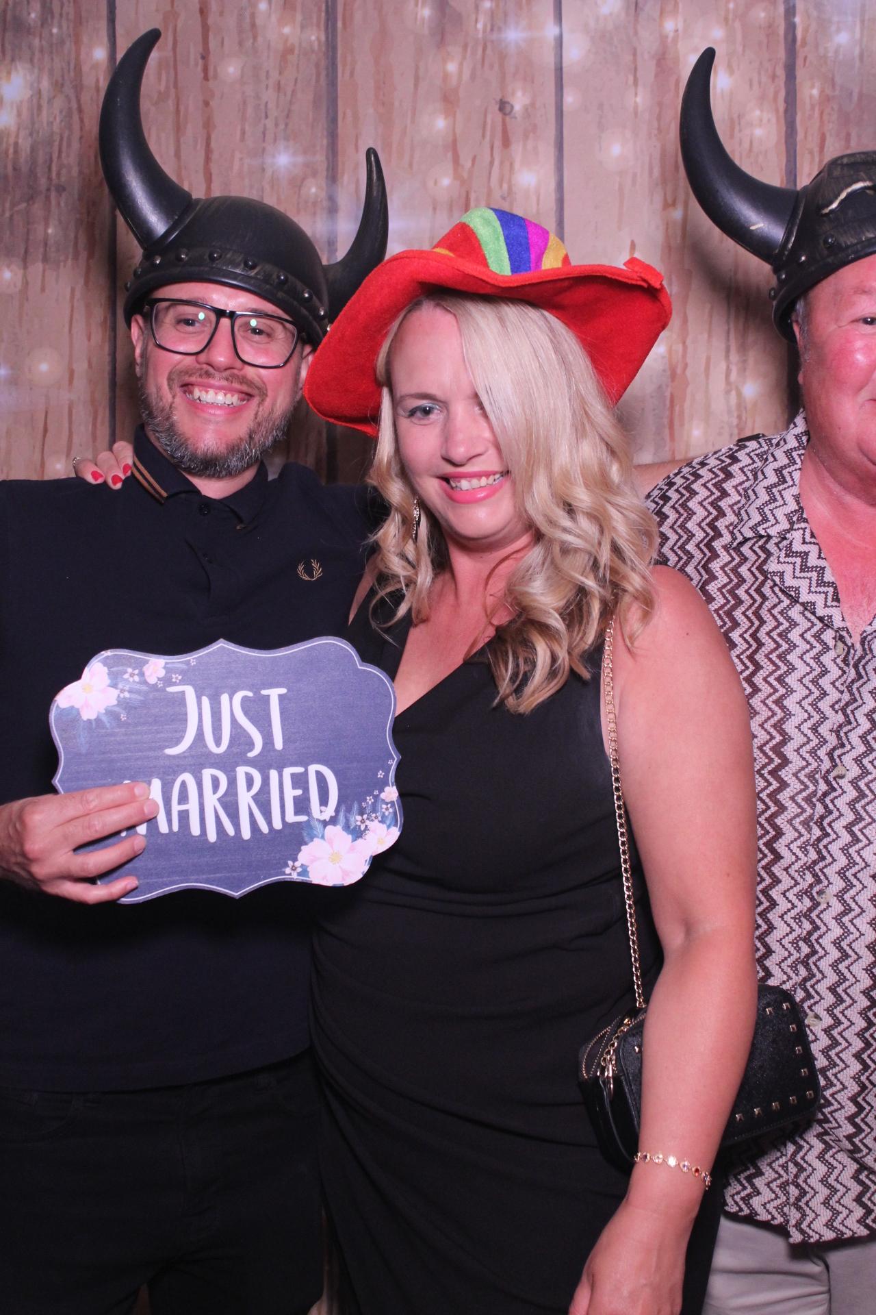 The Robinsons | View more photos from the event at gallery.magicimages.uk/u/MagicImages/The-Robinsons