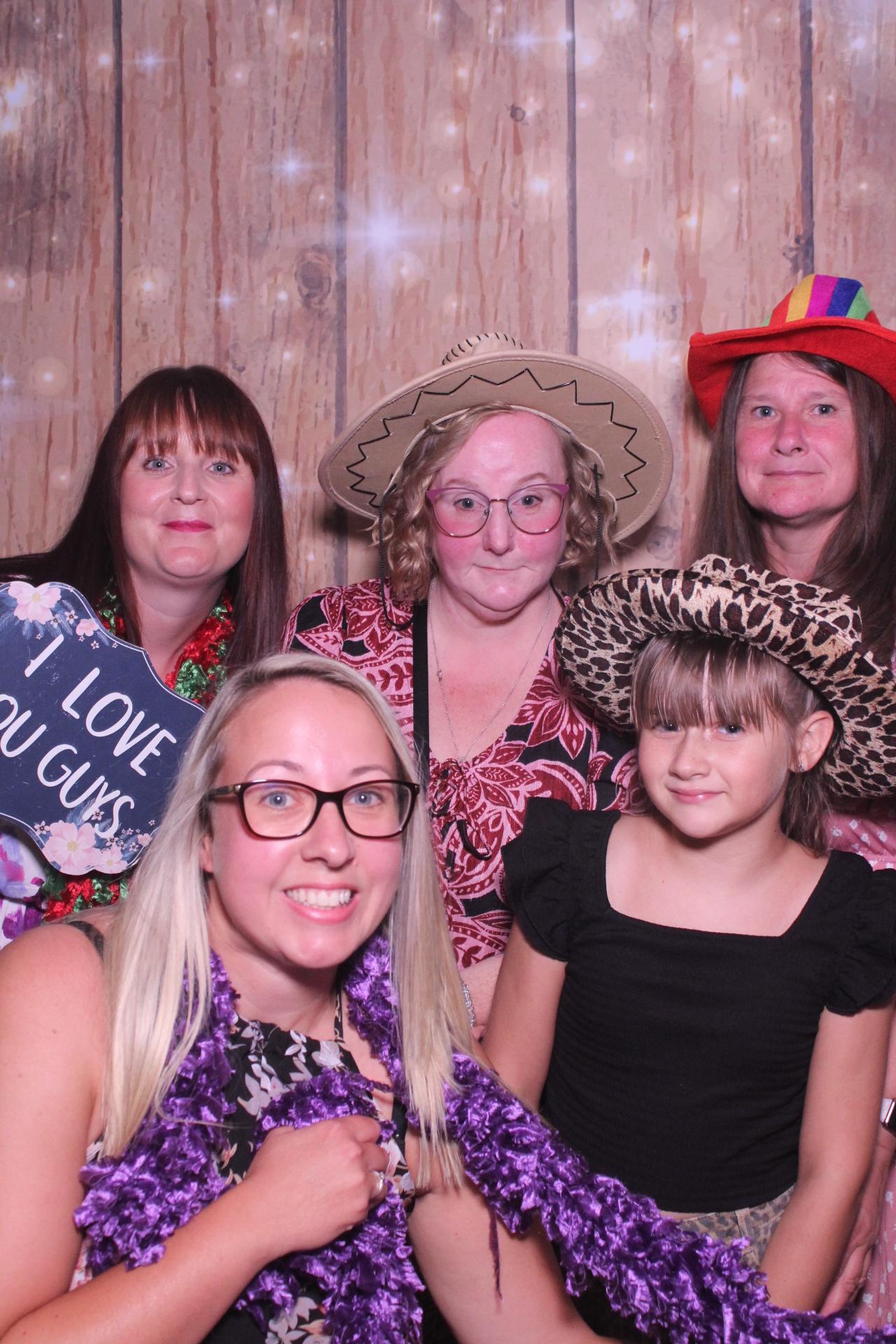 The Robinsons | View more photos from the event at gallery.magicimages.uk/u/MagicImages/The-Robinsons