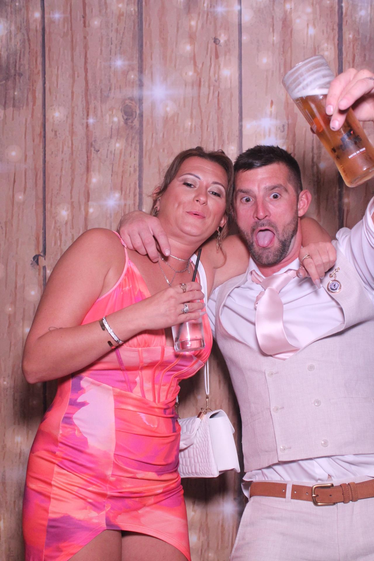 The Robinsons | View more photos from the event at gallery.magicimages.uk/u/MagicImages/The-Robinsons