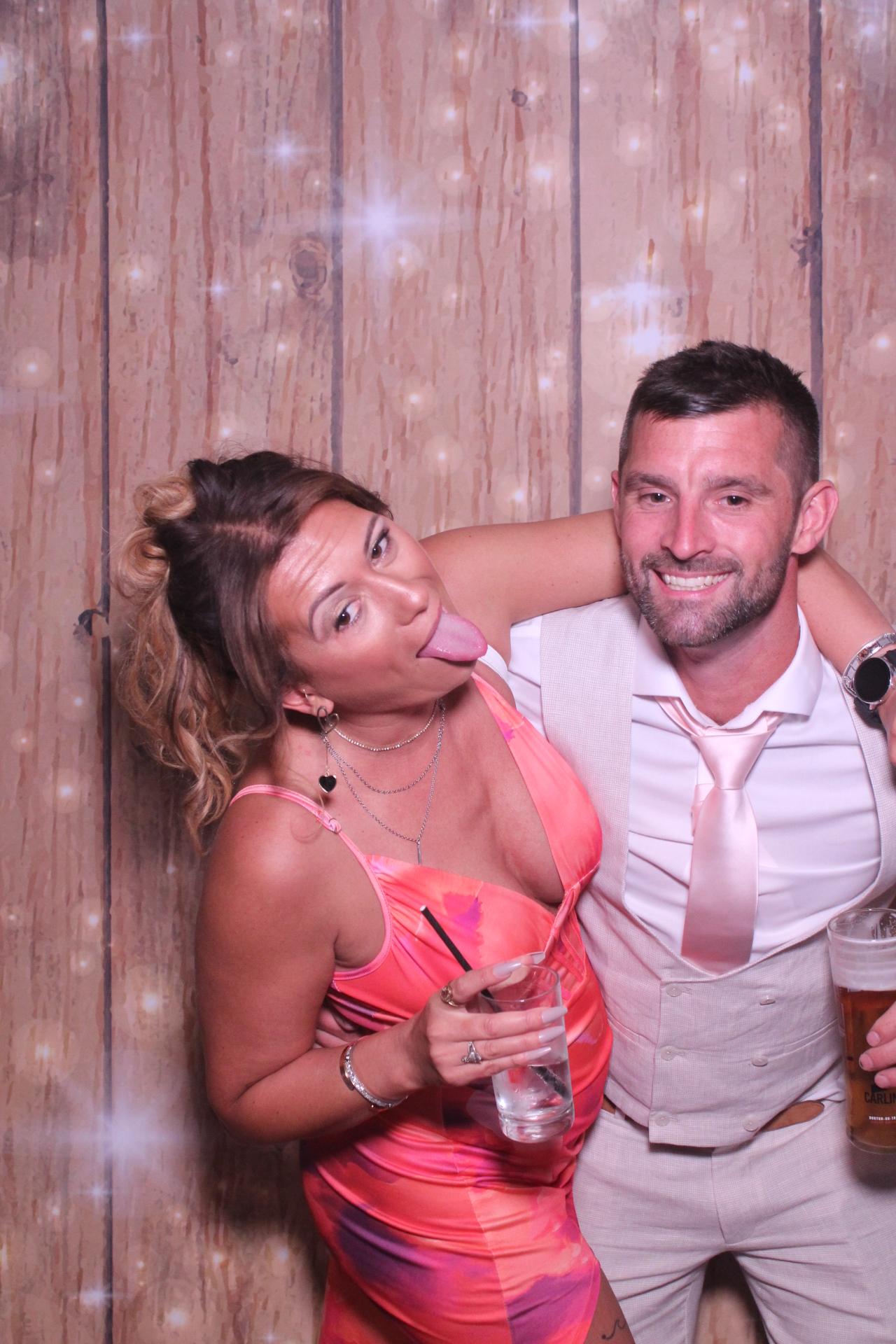 The Robinsons | View more photos from the event at gallery.magicimages.uk/u/MagicImages/The-Robinsons