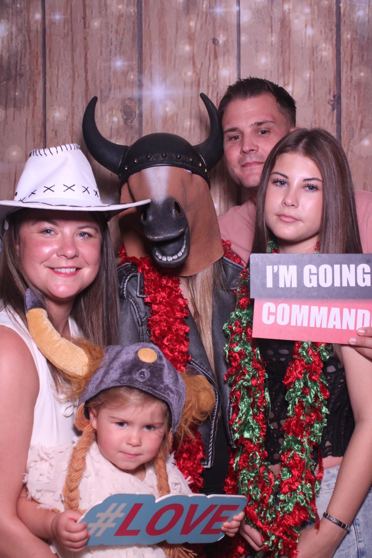 The Robinsons | View more photos from the event at gallery.magicimages.uk/u/MagicImages/The-Robinsons