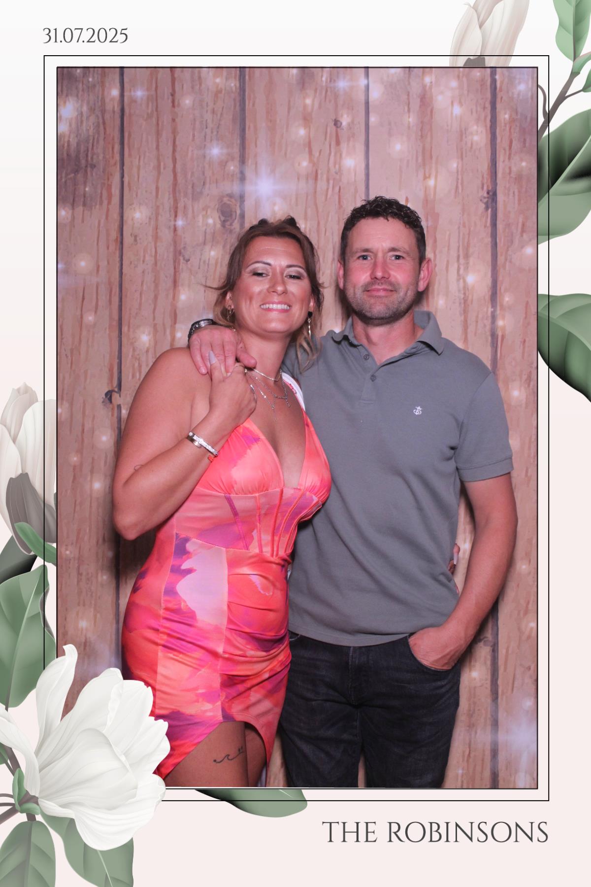 The Robinsons | View more photos from the event at gallery.magicimages.uk/u/MagicImages/The-Robinsons