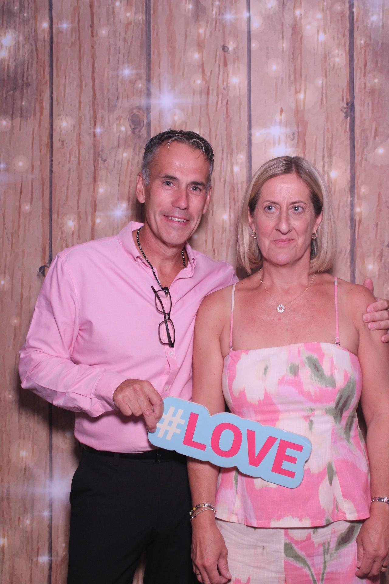 The Robinsons | View more photos from the event at gallery.magicimages.uk/u/MagicImages/The-Robinsons