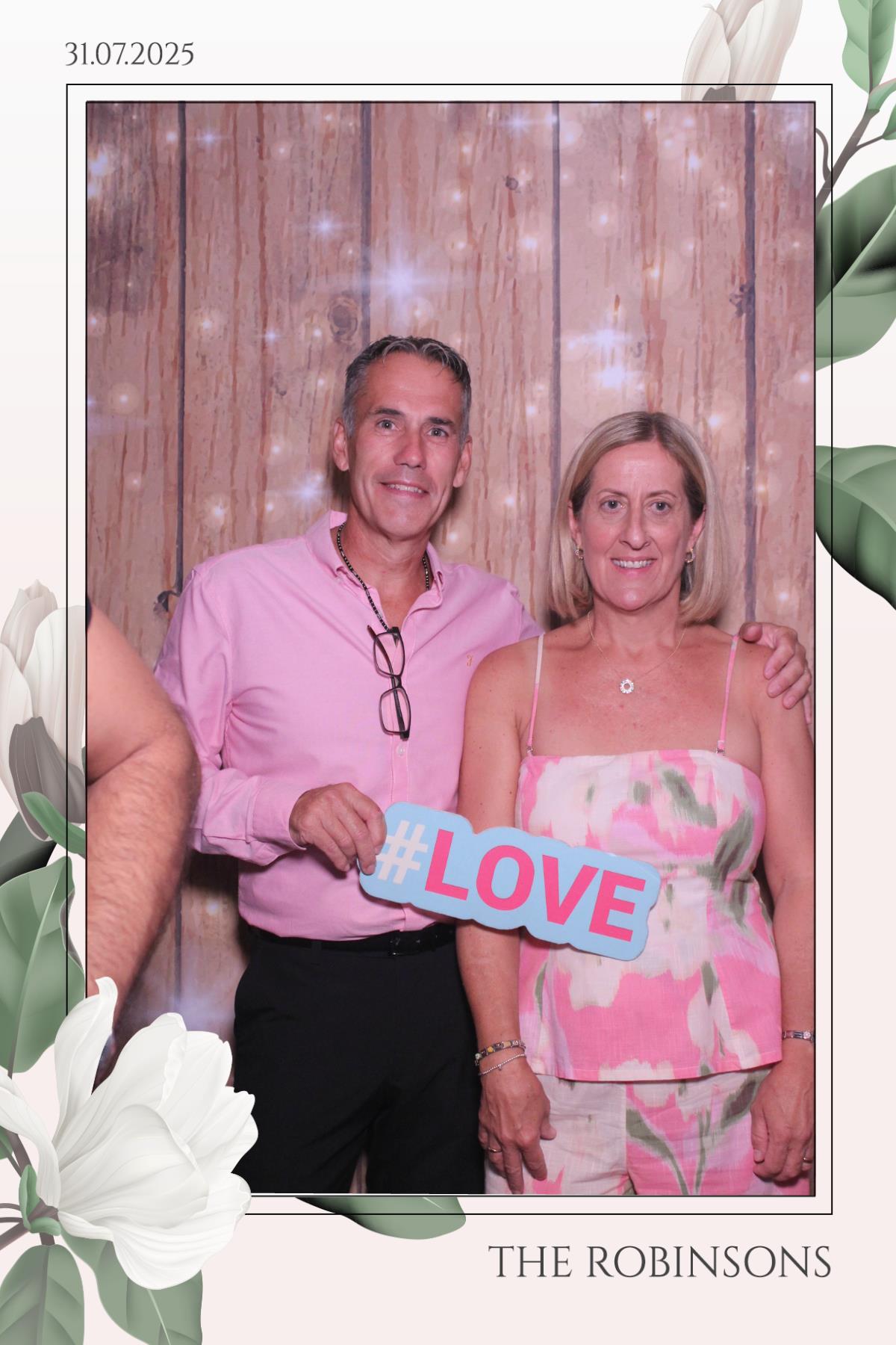 The Robinsons | View more photos from the event at gallery.magicimages.uk/u/MagicImages/The-Robinsons