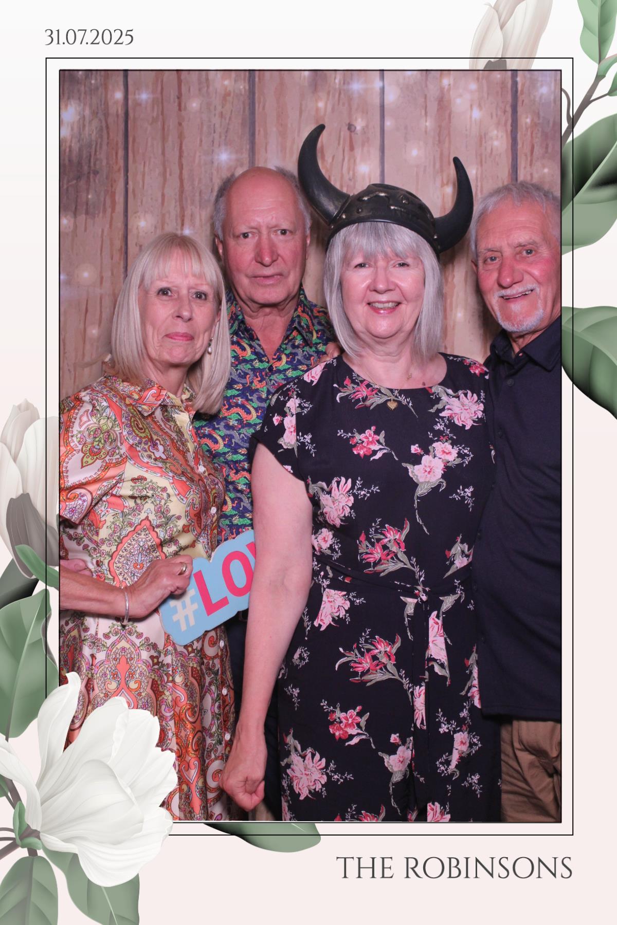 The Robinsons | View more photos from the event at gallery.magicimages.uk/u/MagicImages/The-Robinsons