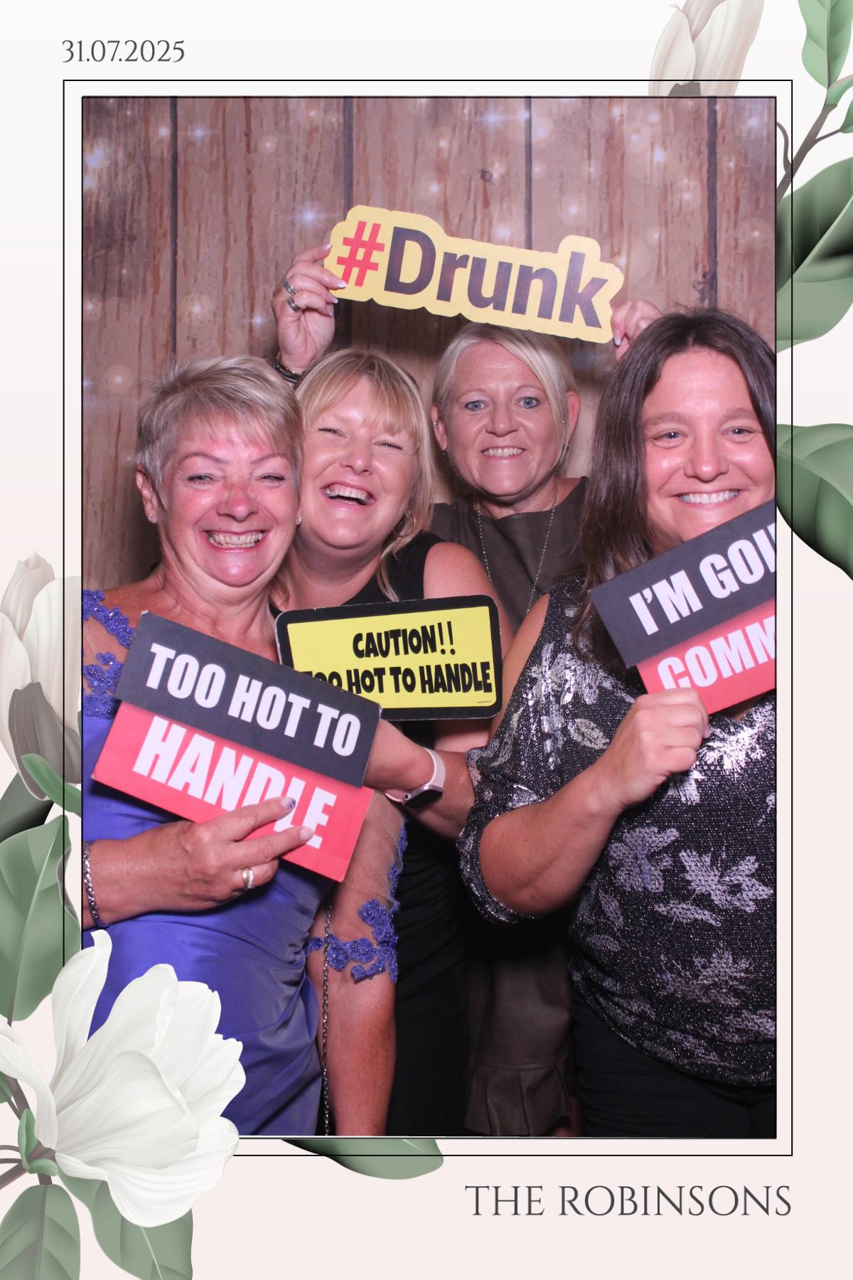 The Robinsons | View more photos from the event at gallery.magicimages.uk/u/MagicImages/The-Robinsons