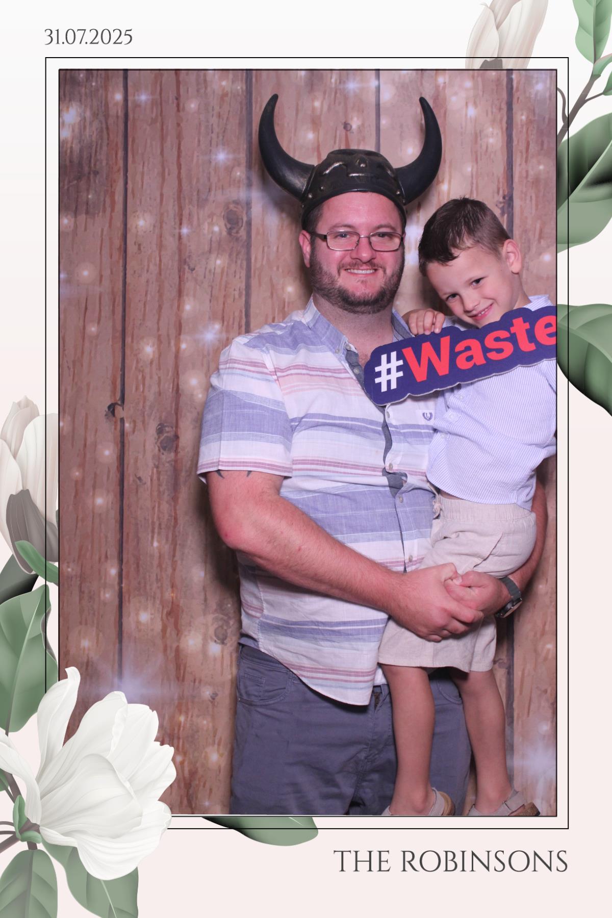 The Robinsons | View more photos from the event at gallery.magicimages.uk/u/MagicImages/The-Robinsons