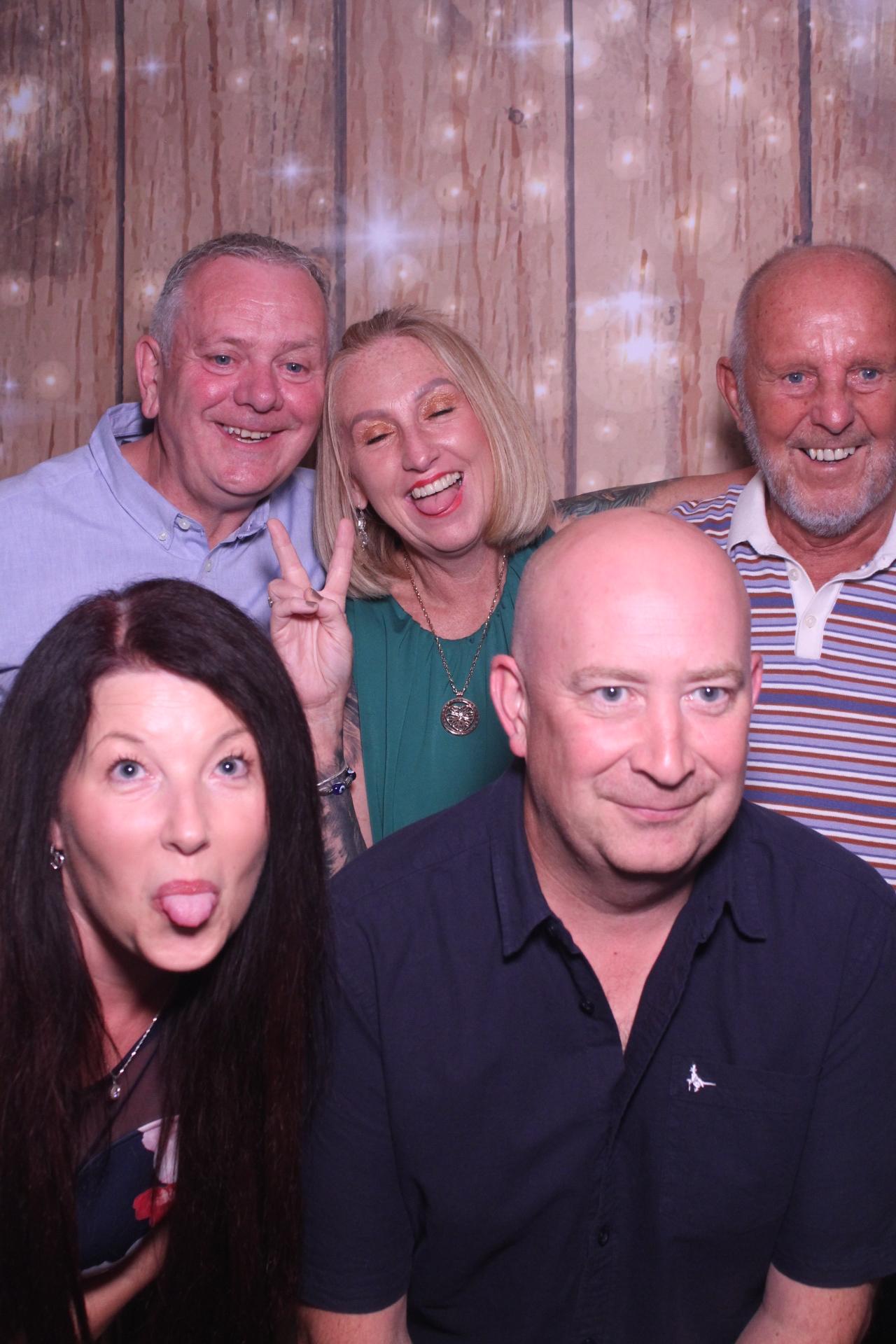 The Robinsons | View more photos from the event at gallery.magicimages.uk/u/MagicImages/The-Robinsons