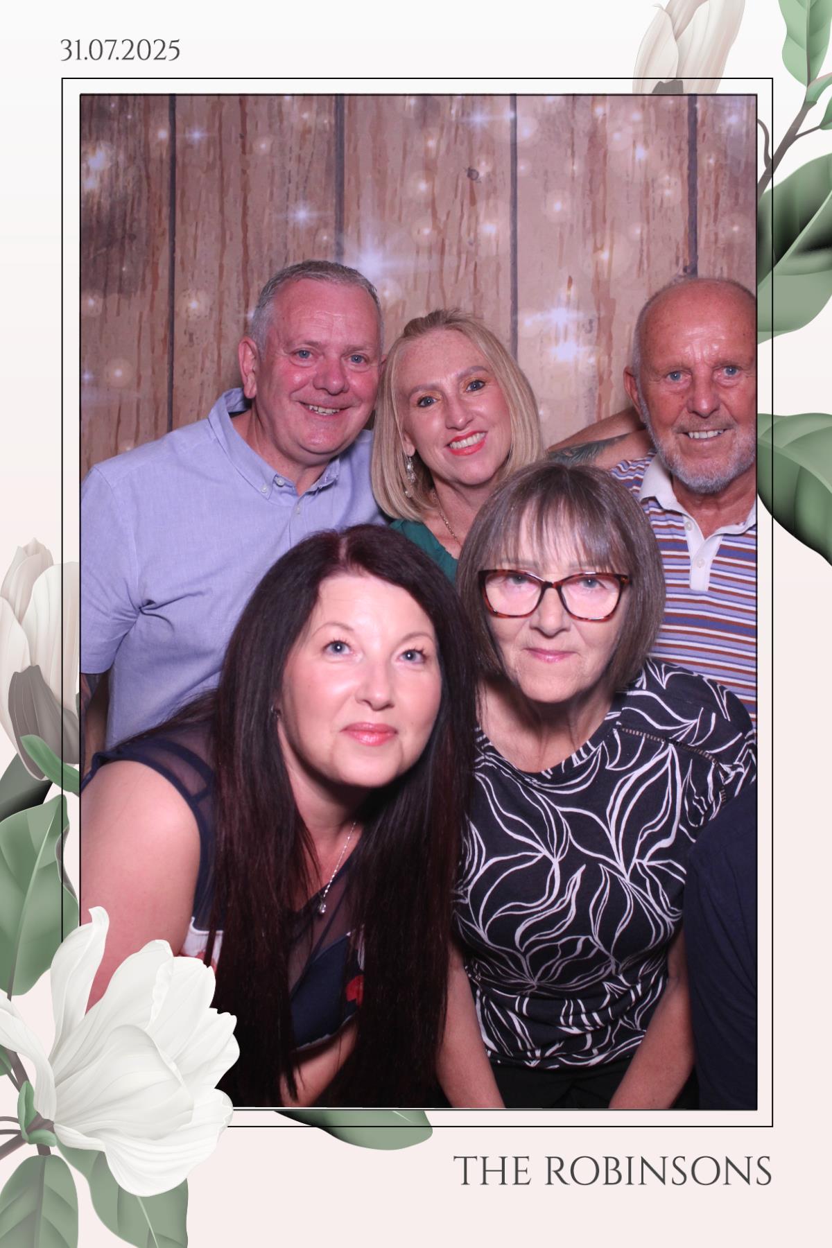 The Robinsons | View more photos from the event at gallery.magicimages.uk/u/MagicImages/The-Robinsons