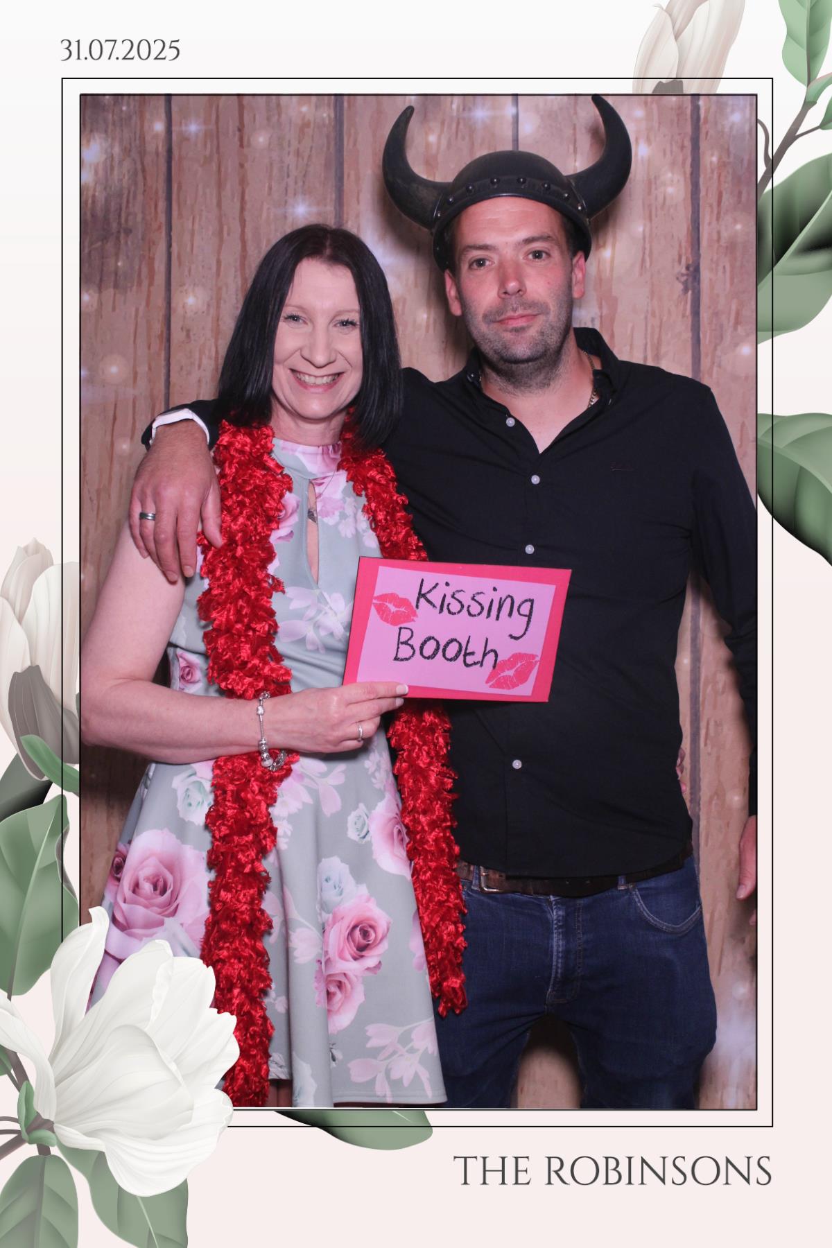 The Robinsons | View more photos from the event at gallery.magicimages.uk/u/MagicImages/The-Robinsons