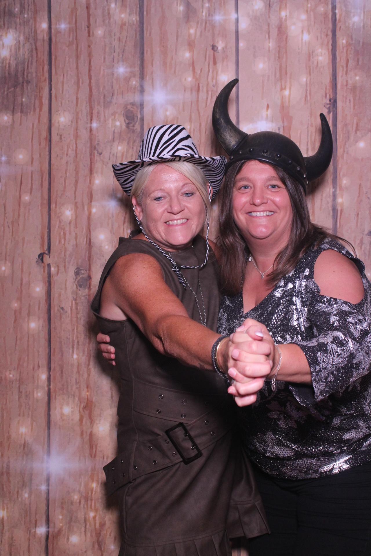 The Robinsons | View more photos from the event at gallery.magicimages.uk/u/MagicImages/The-Robinsons