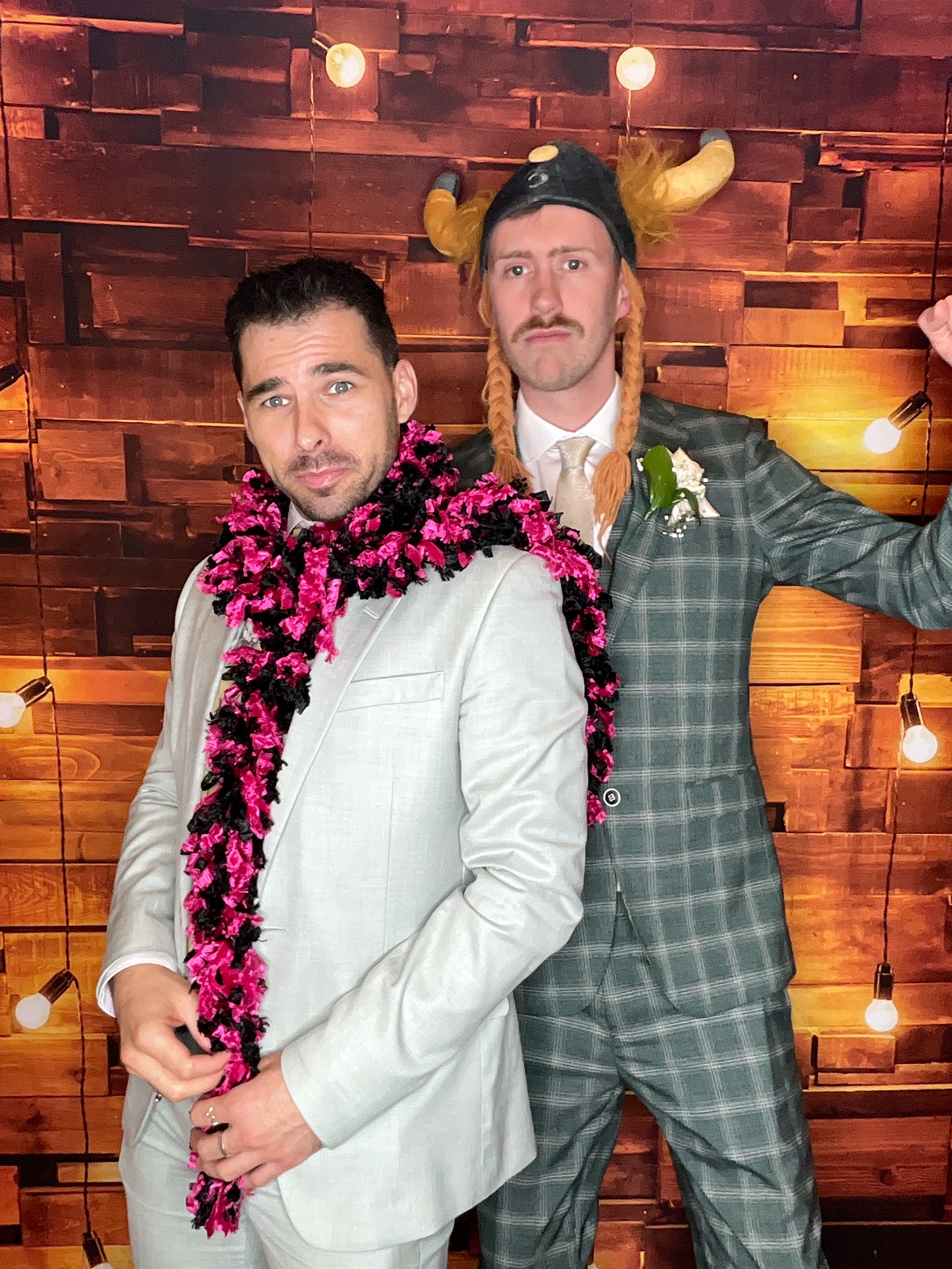 Thomas & Poppy  | View more photos from the event at gallery.magicimages.uk/u/MagicImages/Thomas-Poppy