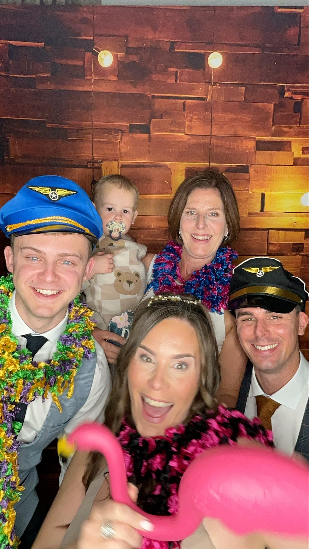 Thomas & Poppy  | View more photos from the event at gallery.magicimages.uk/u/MagicImages/Thomas-Poppy