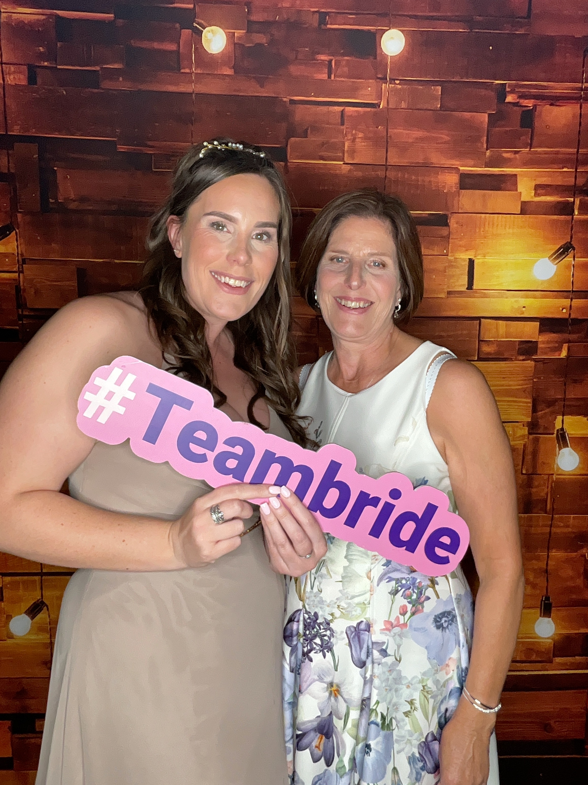 Thomas & Poppy  | View more photos from the event at gallery.magicimages.uk/u/MagicImages/Thomas-Poppy