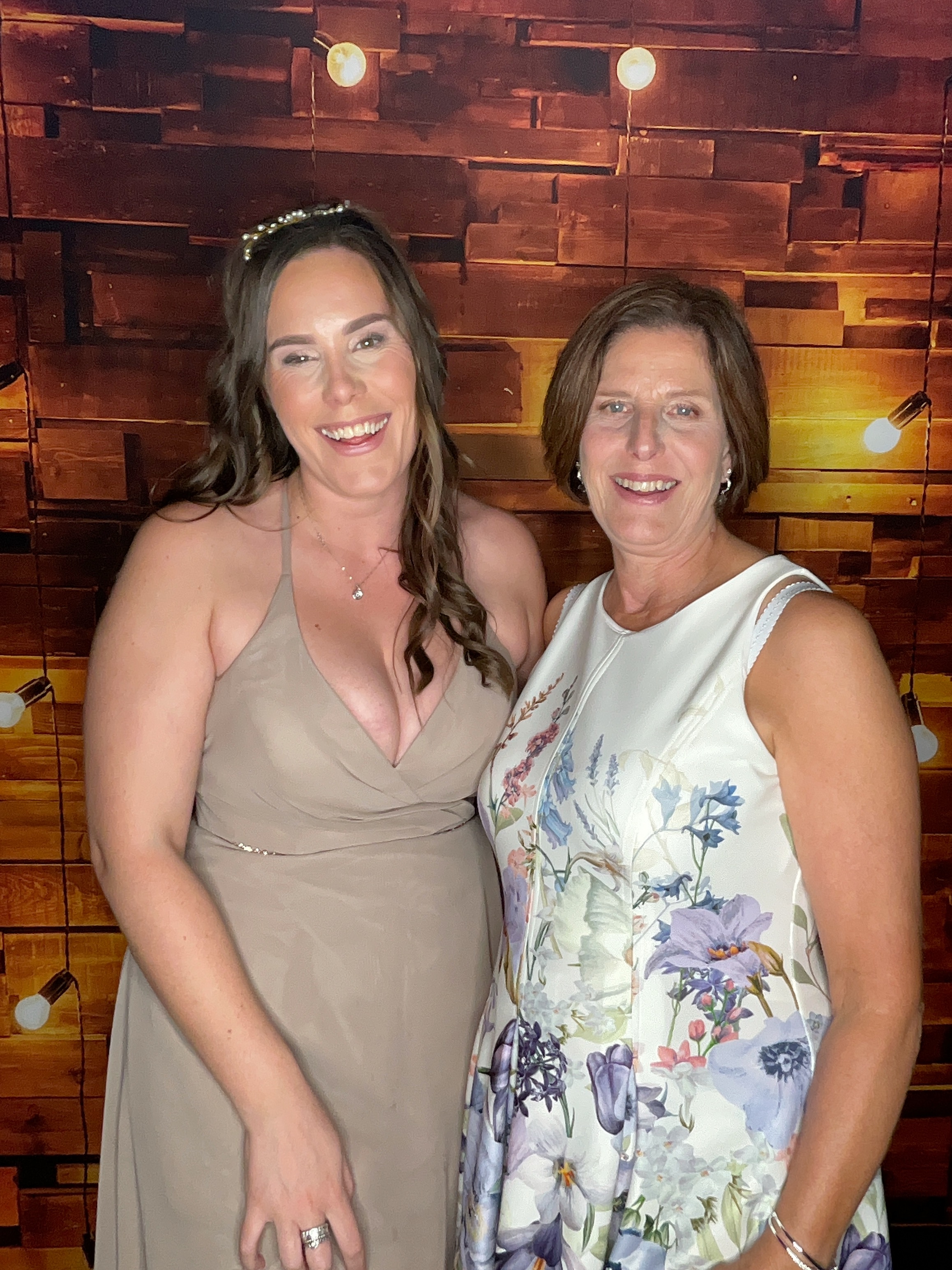 Thomas & Poppy  | View more photos from the event at gallery.magicimages.uk/u/MagicImages/Thomas-Poppy