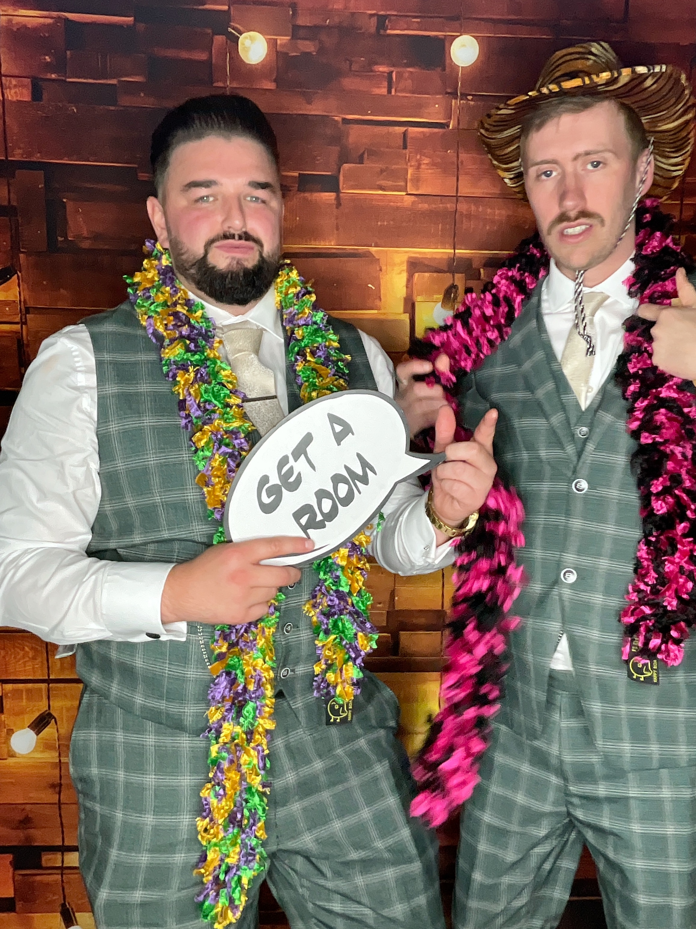 Thomas & Poppy  | View more photos from the event at gallery.magicimages.uk/u/MagicImages/Thomas-Poppy