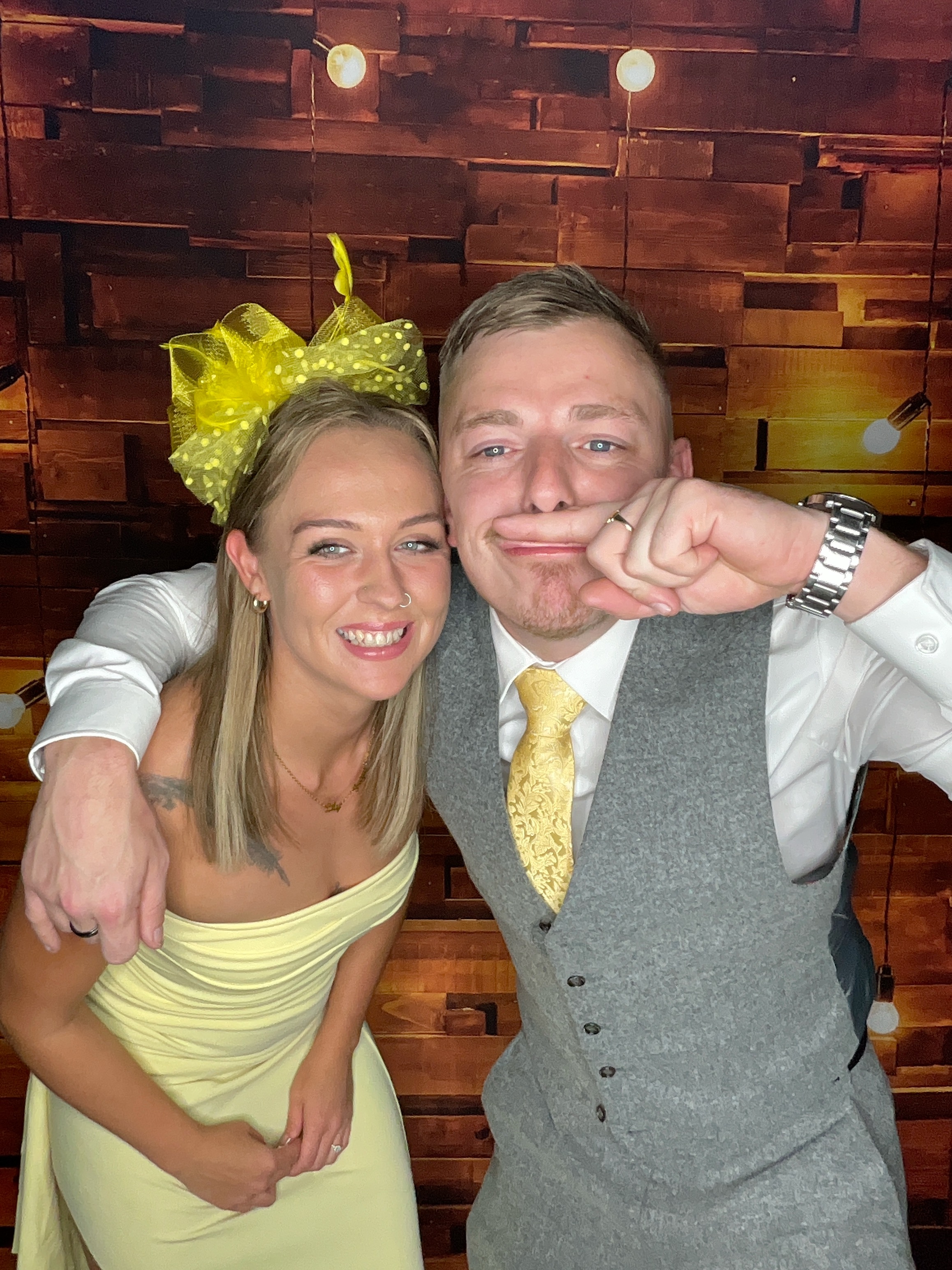 Thomas & Poppy  | View more photos from the event at gallery.magicimages.uk/u/MagicImages/Thomas-Poppy