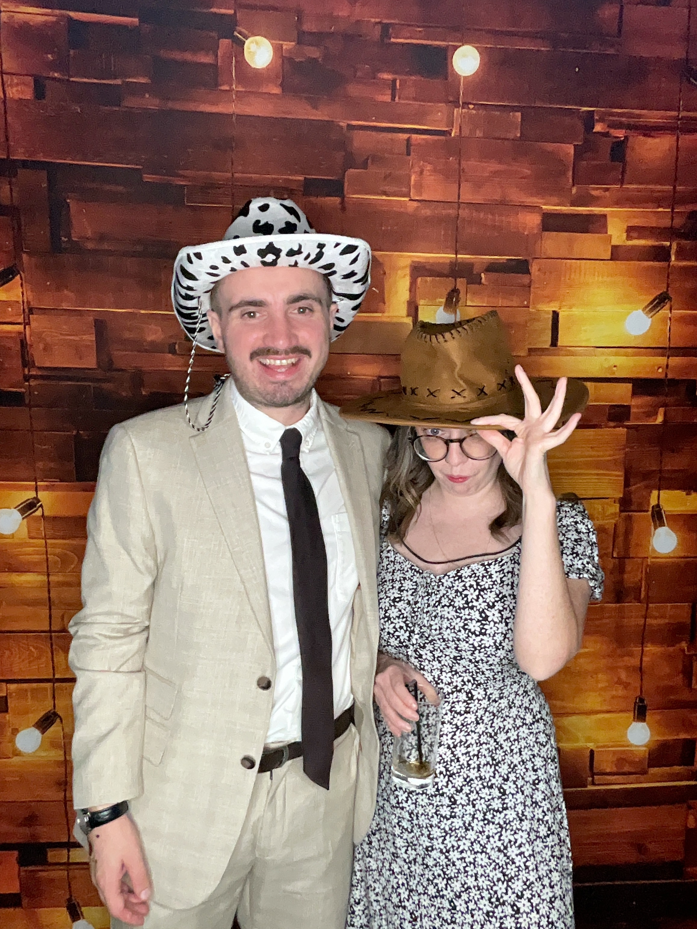 Thomas & Poppy  | View more photos from the event at gallery.magicimages.uk/u/MagicImages/Thomas-Poppy