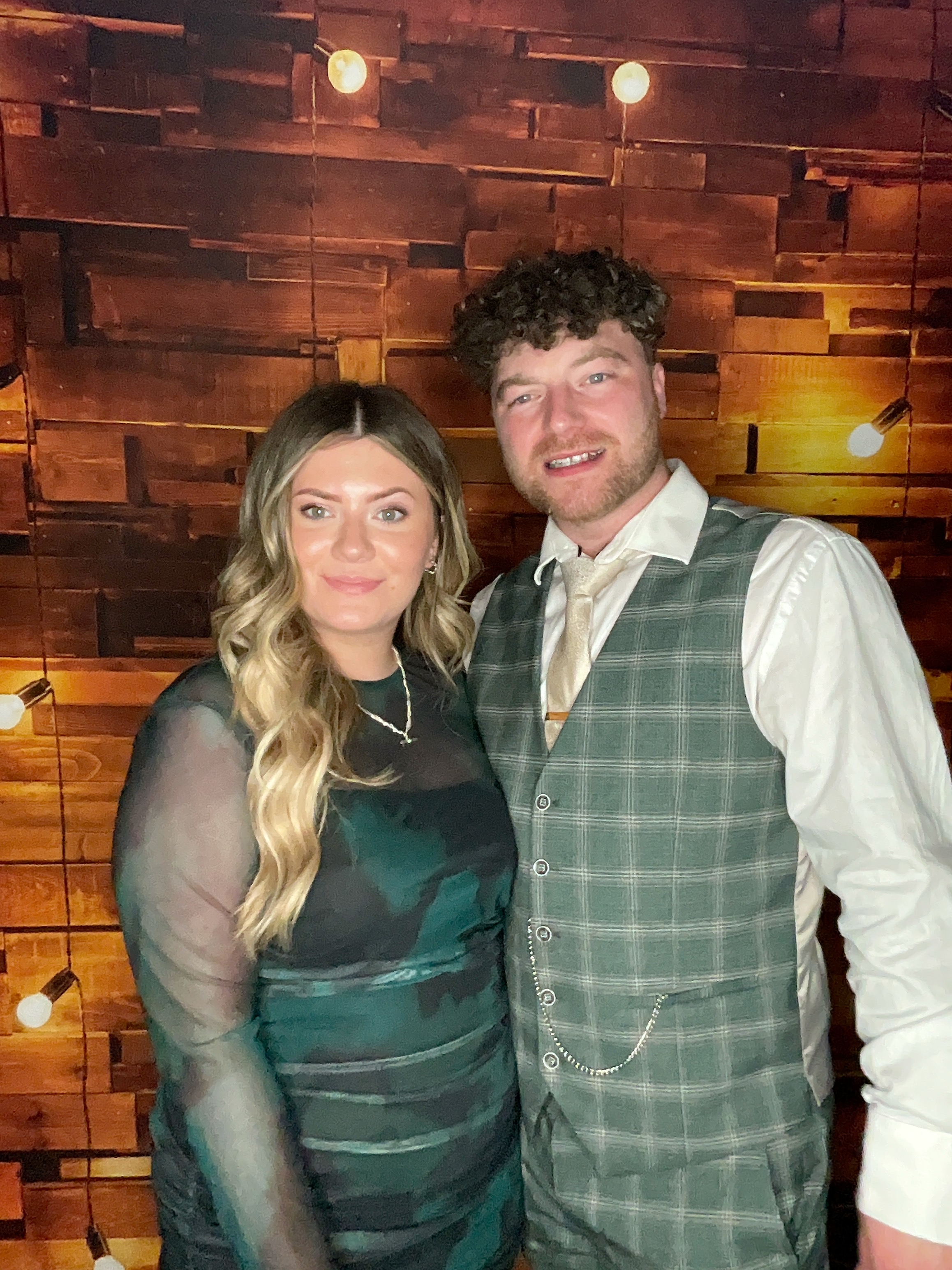 Thomas & Poppy  | View more photos from the event at gallery.magicimages.uk/u/MagicImages/Thomas-Poppy