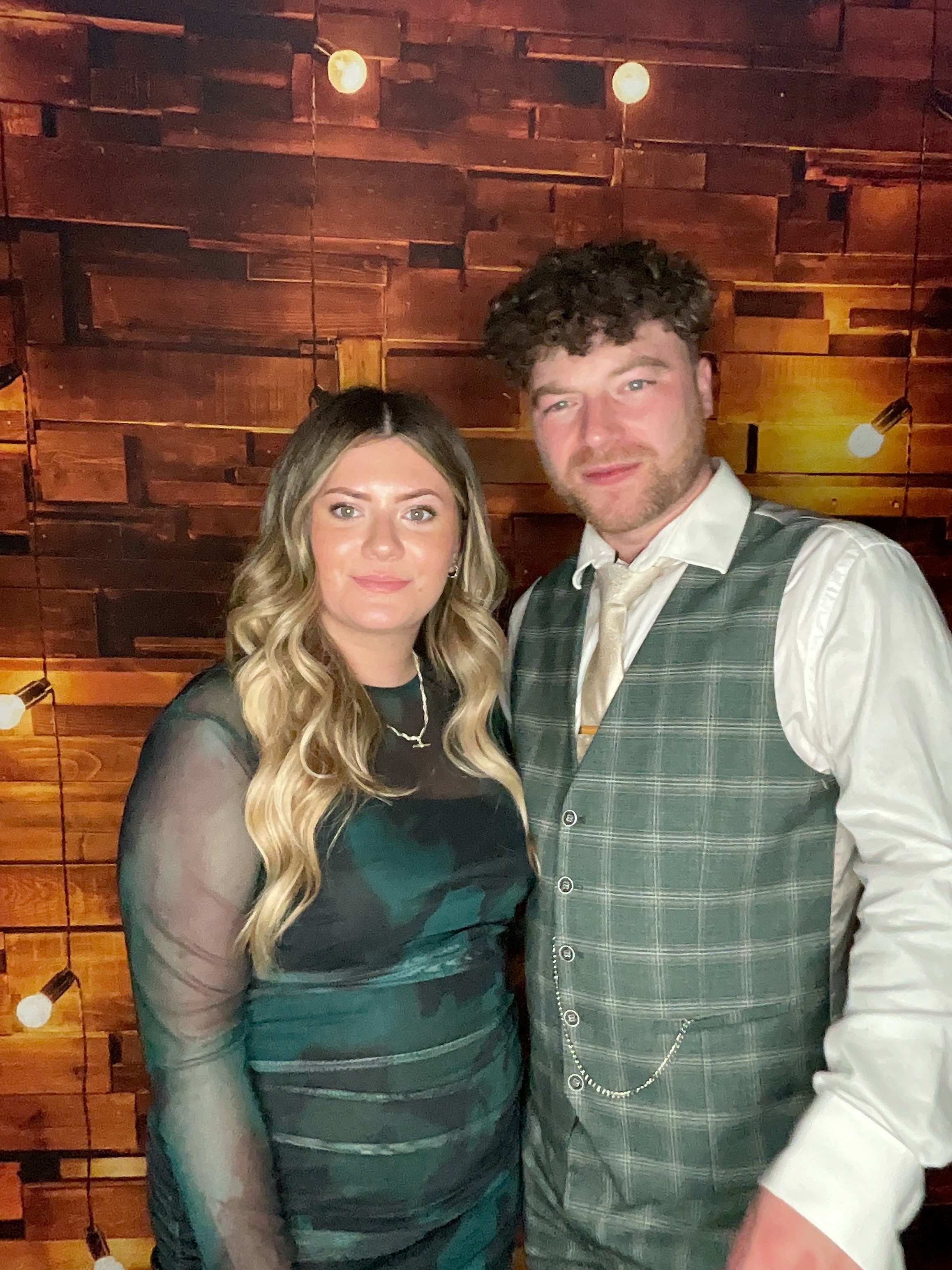 Thomas & Poppy  | View more photos from the event at gallery.magicimages.uk/u/MagicImages/Thomas-Poppy