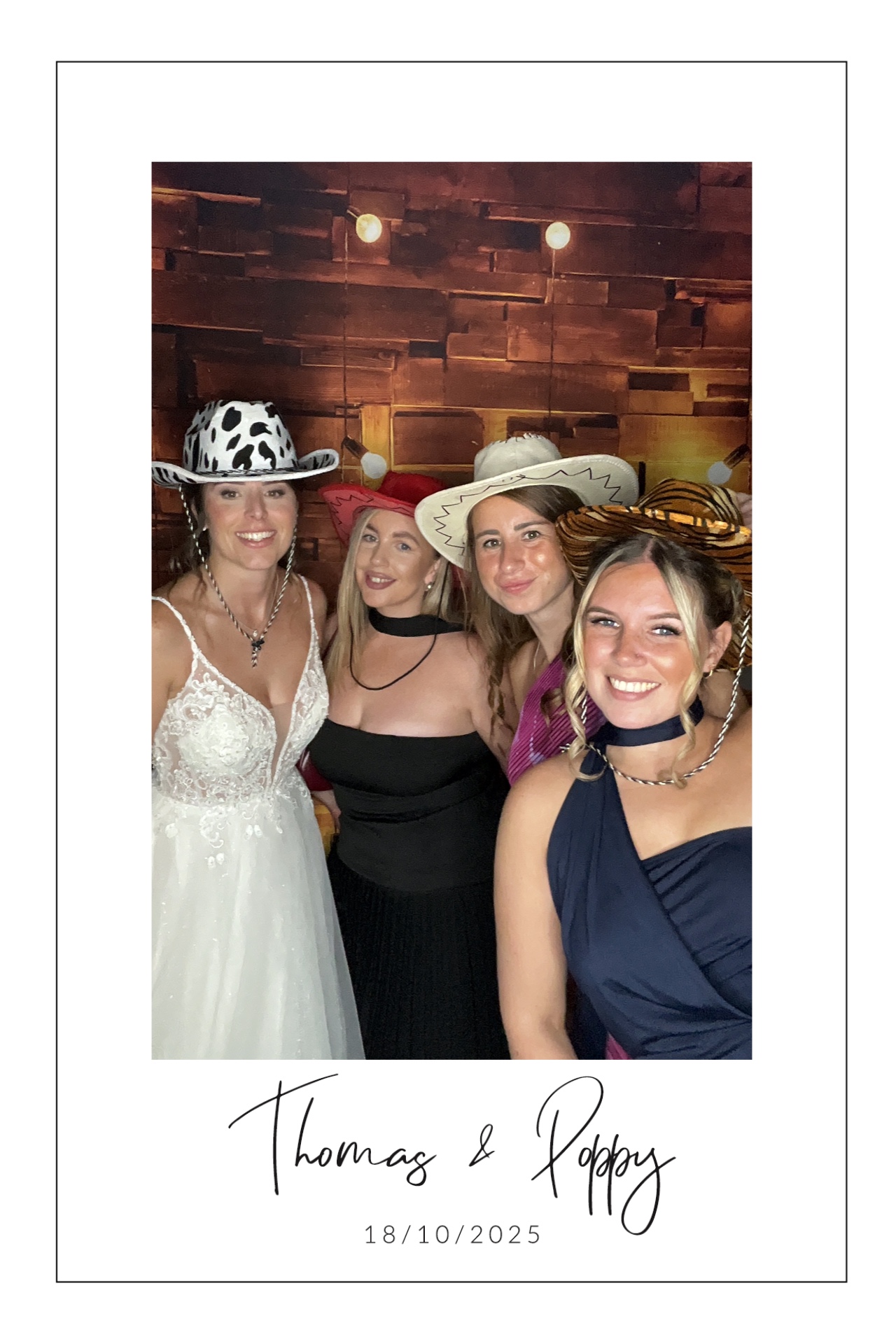 Thomas & Poppy  | View more photos from the event at gallery.magicimages.uk/u/MagicImages/Thomas-Poppy