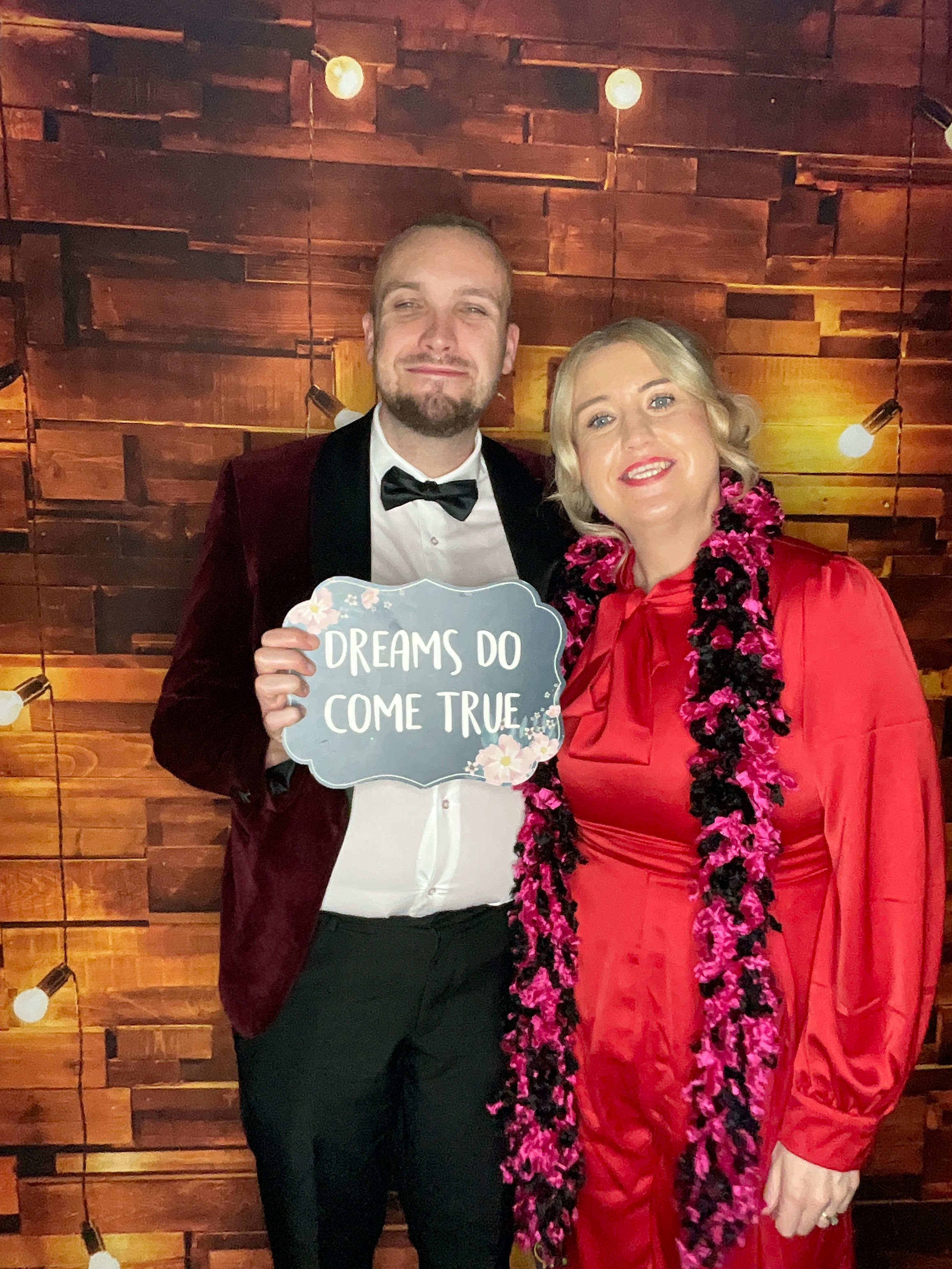 Thomas & Poppy  | View more photos from the event at gallery.magicimages.uk/u/MagicImages/Thomas-Poppy