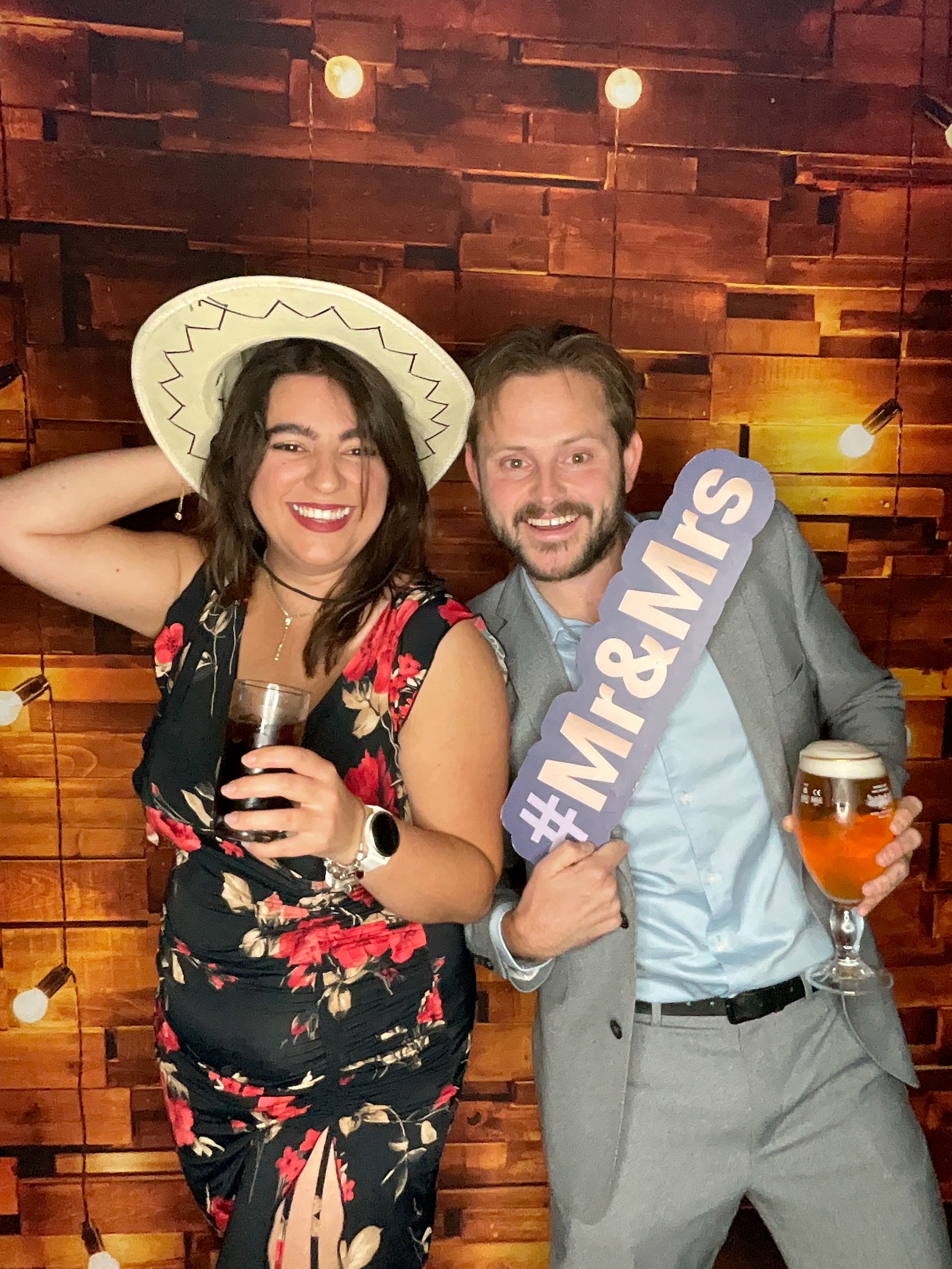 Thomas & Poppy  | View more photos from the event at gallery.magicimages.uk/u/MagicImages/Thomas-Poppy