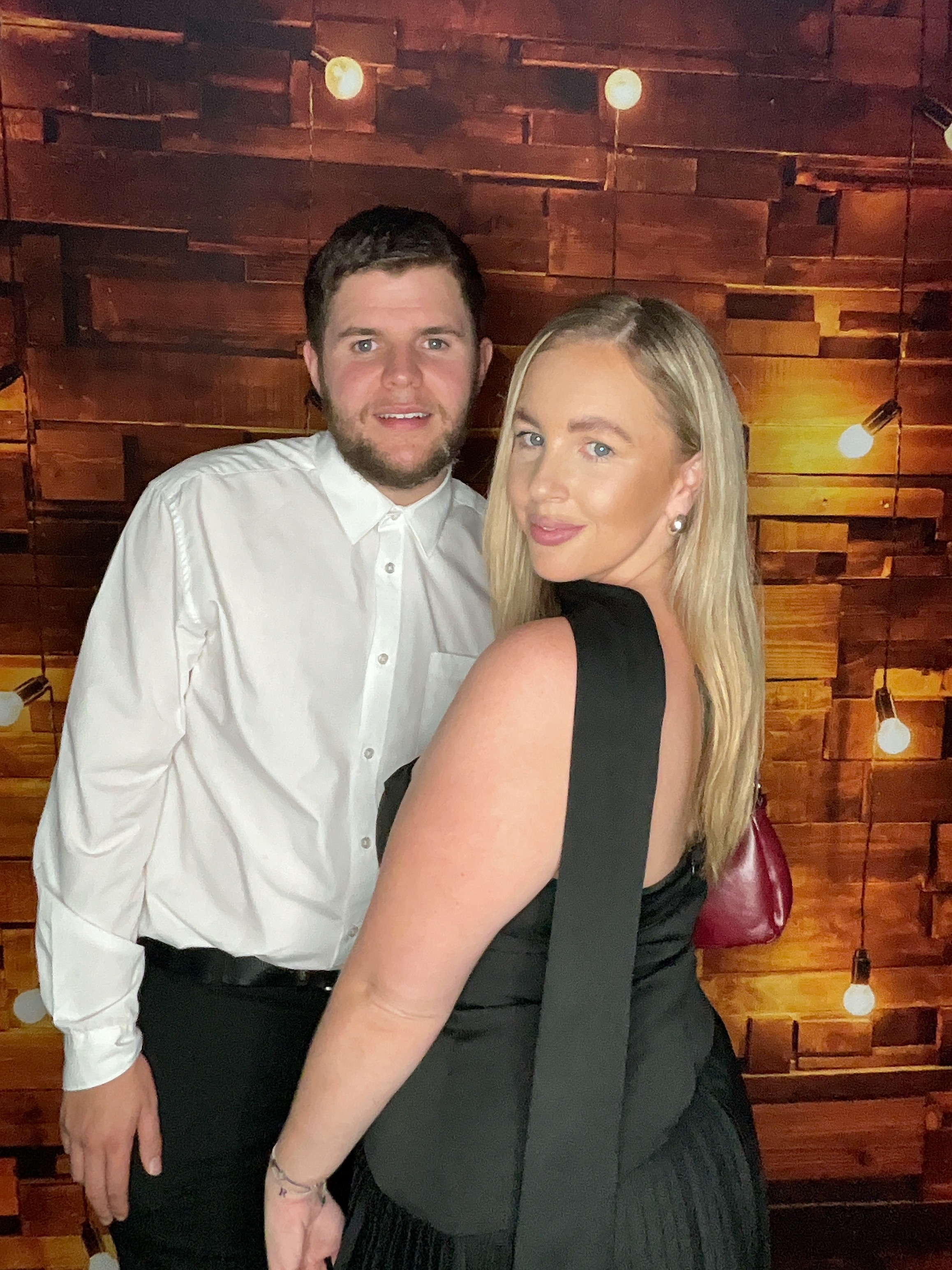 Thomas & Poppy  | View more photos from the event at gallery.magicimages.uk/u/MagicImages/Thomas-Poppy