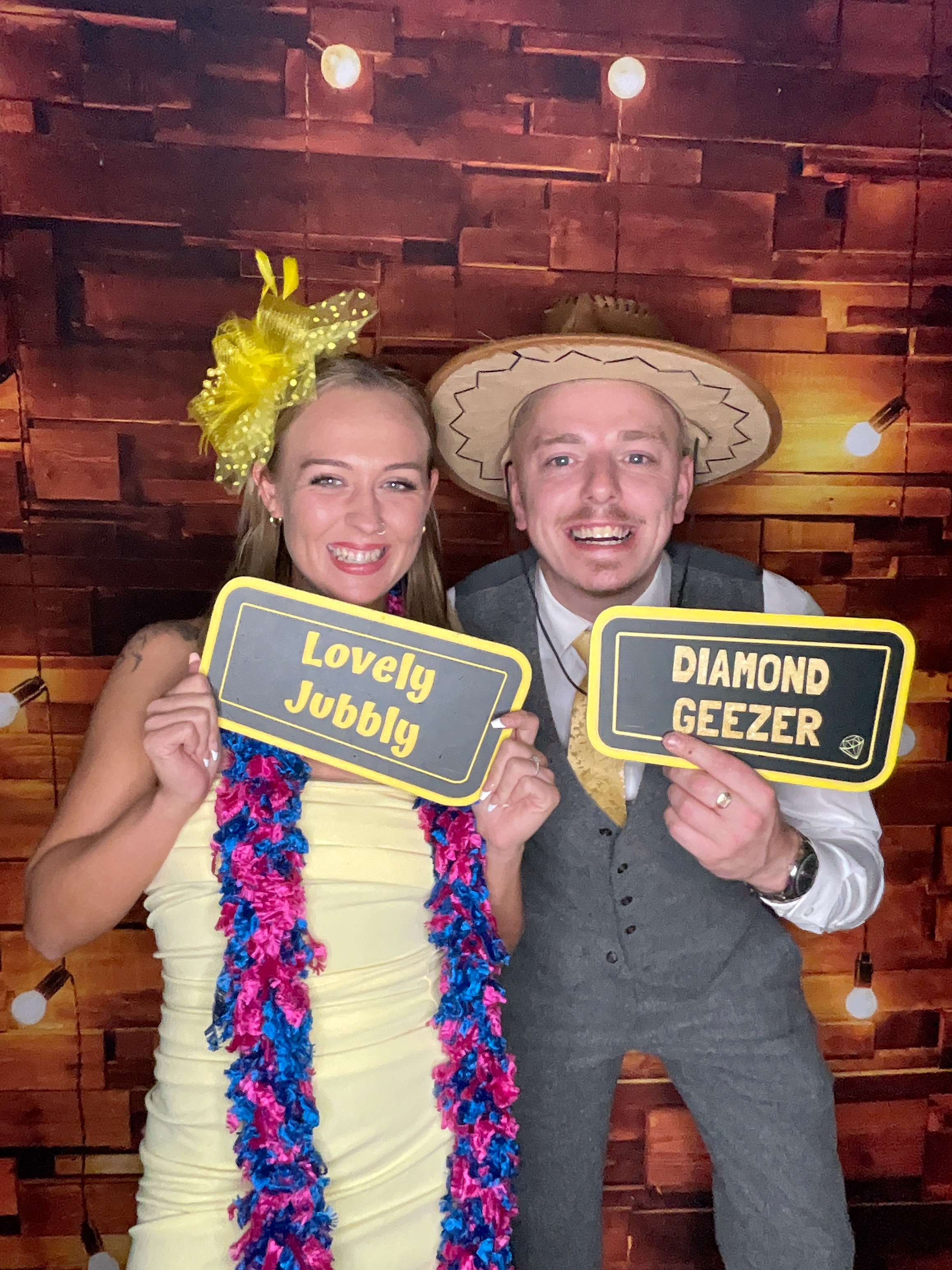 Thomas & Poppy  | View more photos from the event at gallery.magicimages.uk/u/MagicImages/Thomas-Poppy