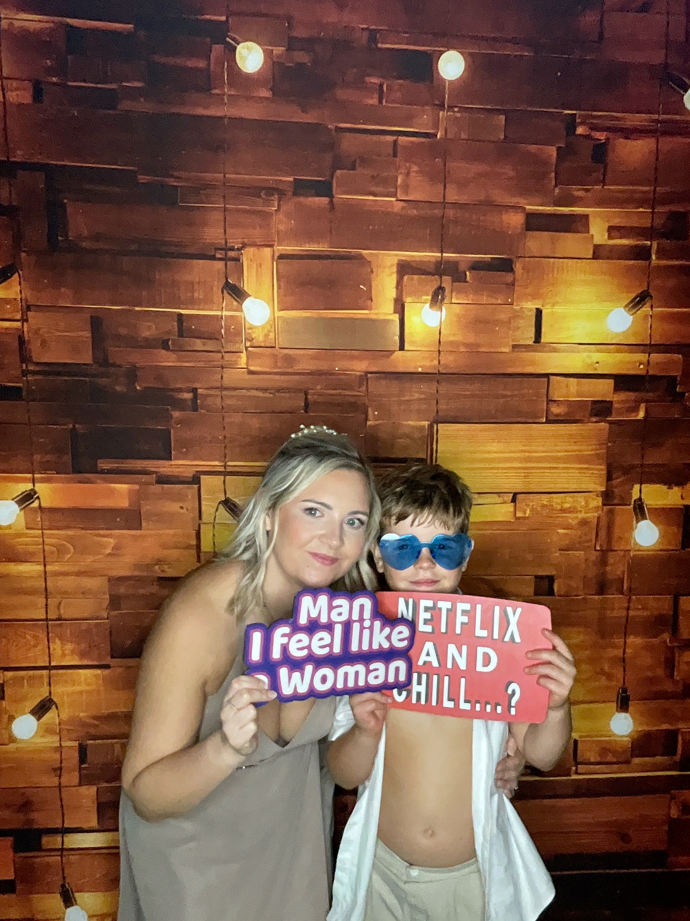 Thomas & Poppy  | View more photos from the event at gallery.magicimages.uk/u/MagicImages/Thomas-Poppy