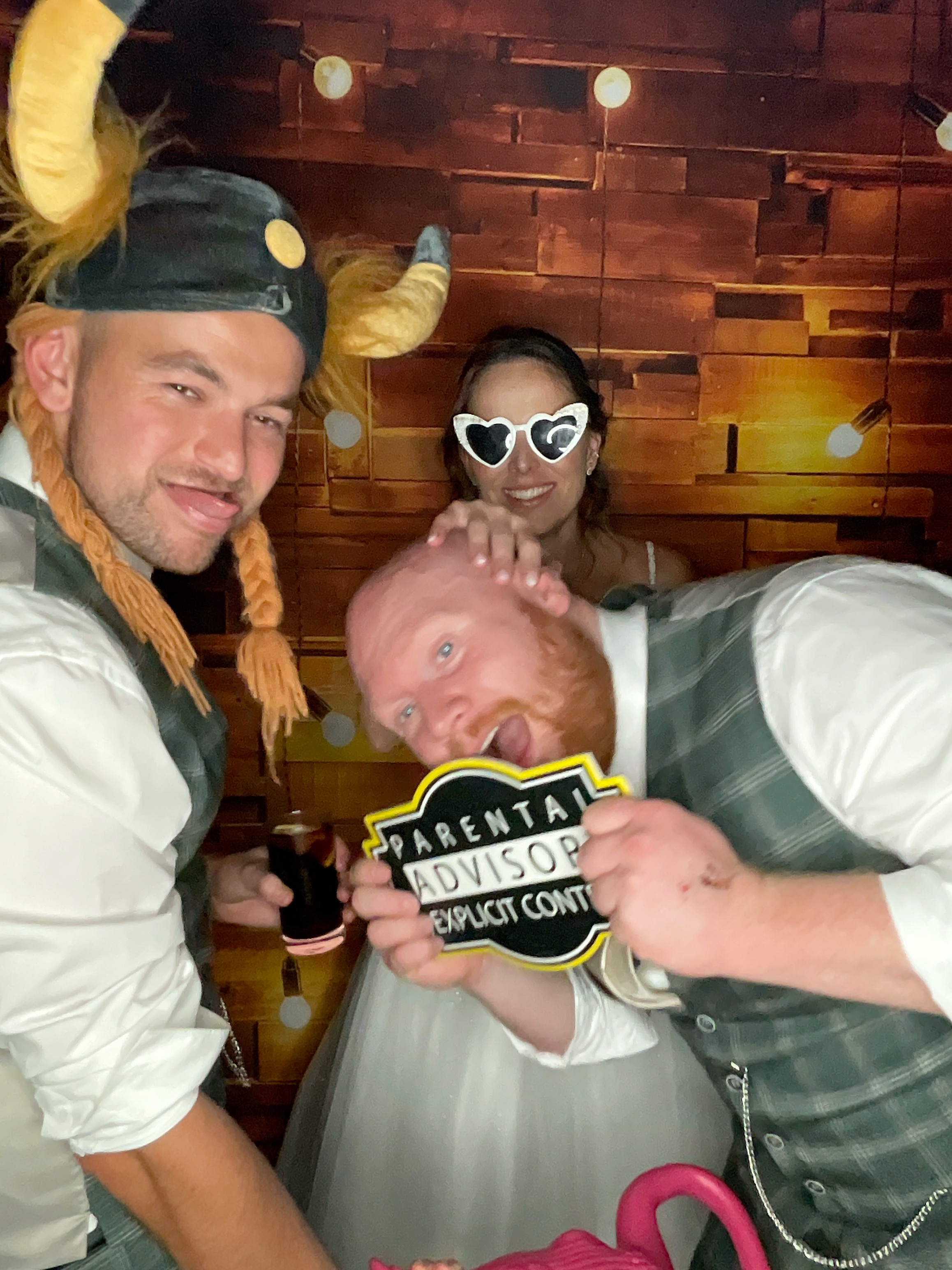 Thomas & Poppy  | View more photos from the event at gallery.magicimages.uk/u/MagicImages/Thomas-Poppy