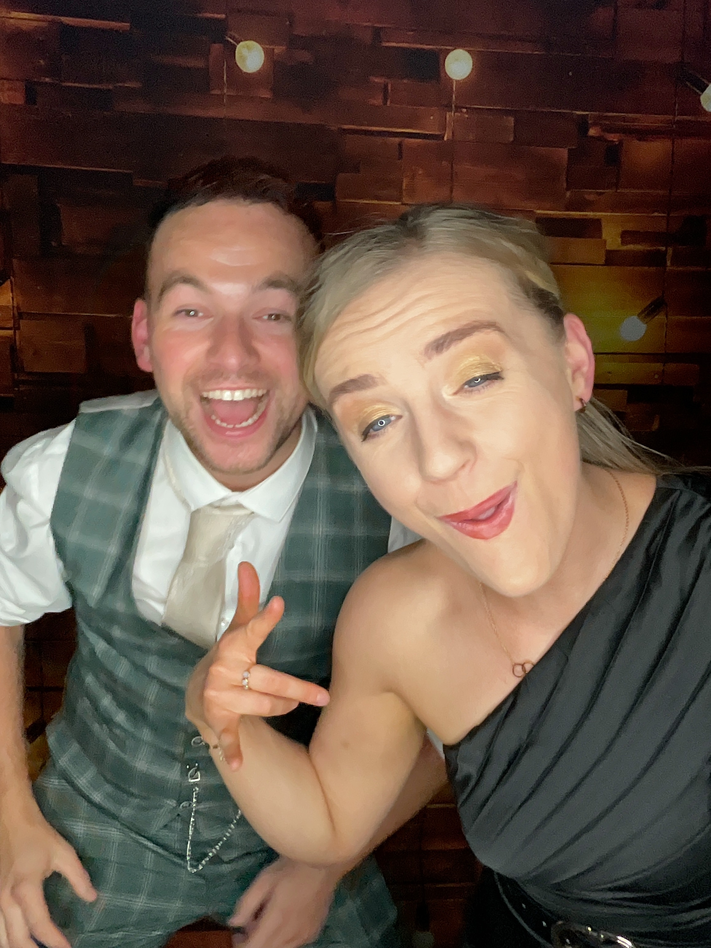 Thomas & Poppy  | View more photos from the event at gallery.magicimages.uk/u/MagicImages/Thomas-Poppy