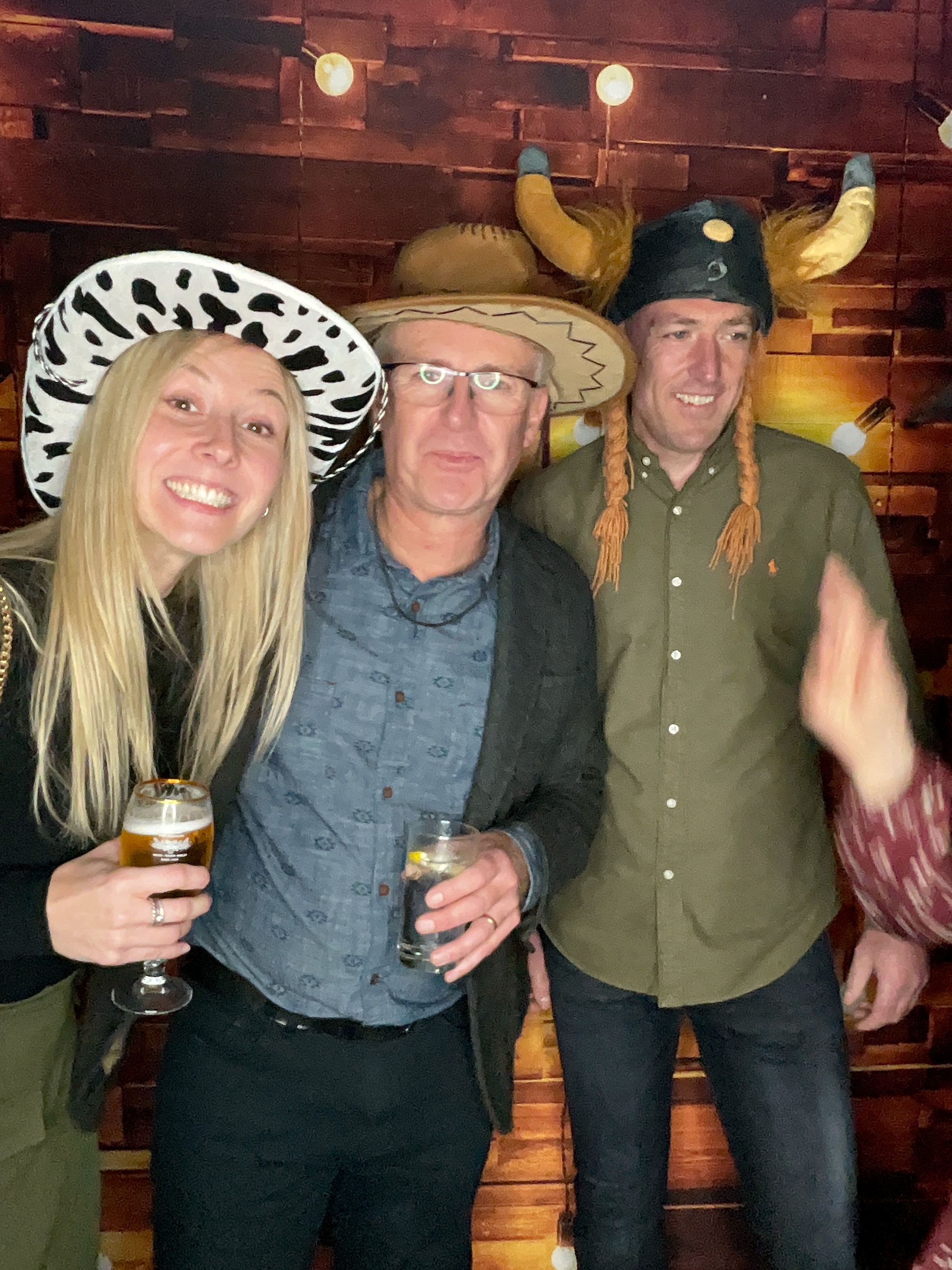 Thomas & Poppy  | View more photos from the event at gallery.magicimages.uk/u/MagicImages/Thomas-Poppy