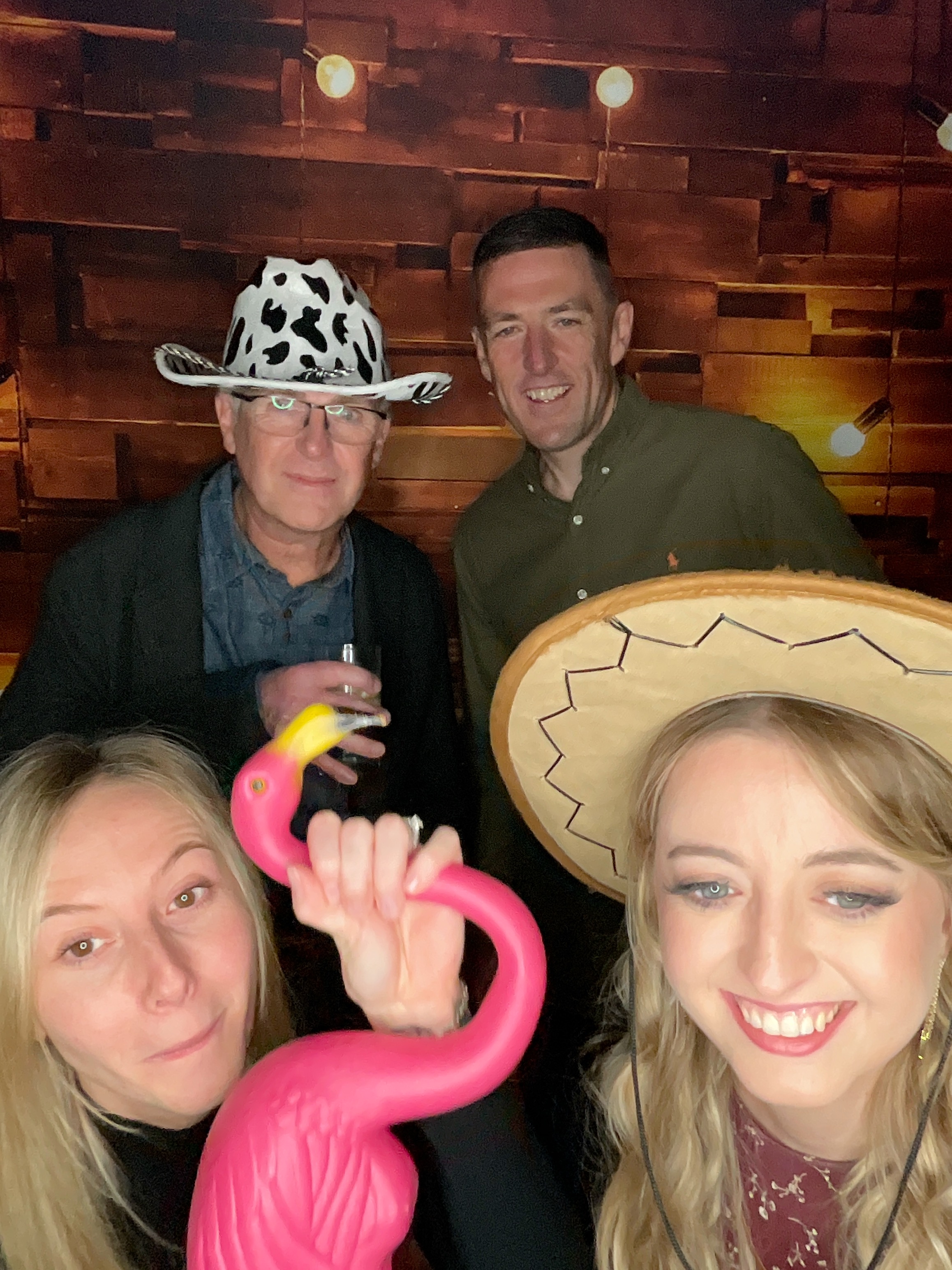 Thomas & Poppy  | View more photos from the event at gallery.magicimages.uk/u/MagicImages/Thomas-Poppy