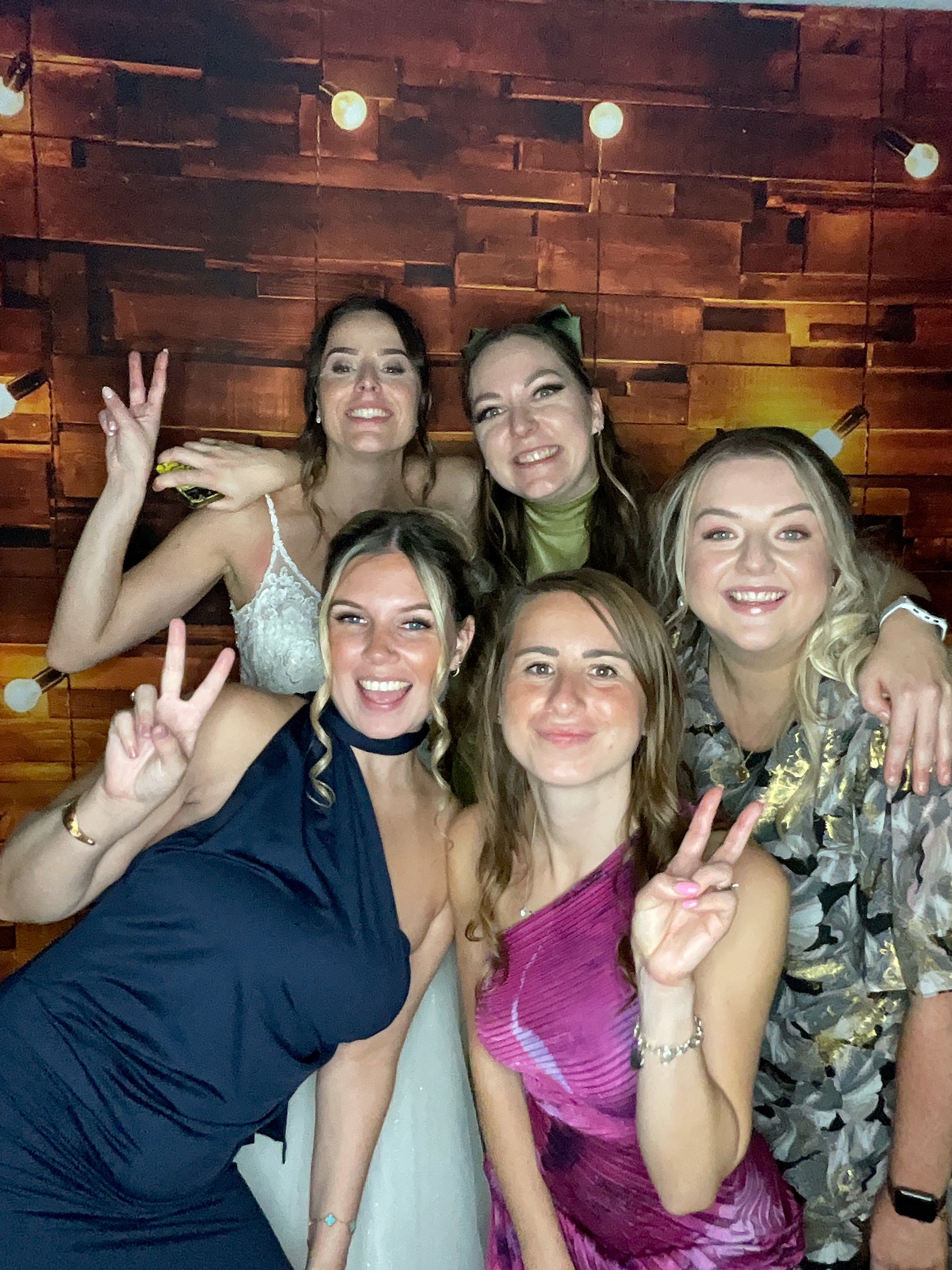 Thomas & Poppy  | View more photos from the event at gallery.magicimages.uk/u/MagicImages/Thomas-Poppy