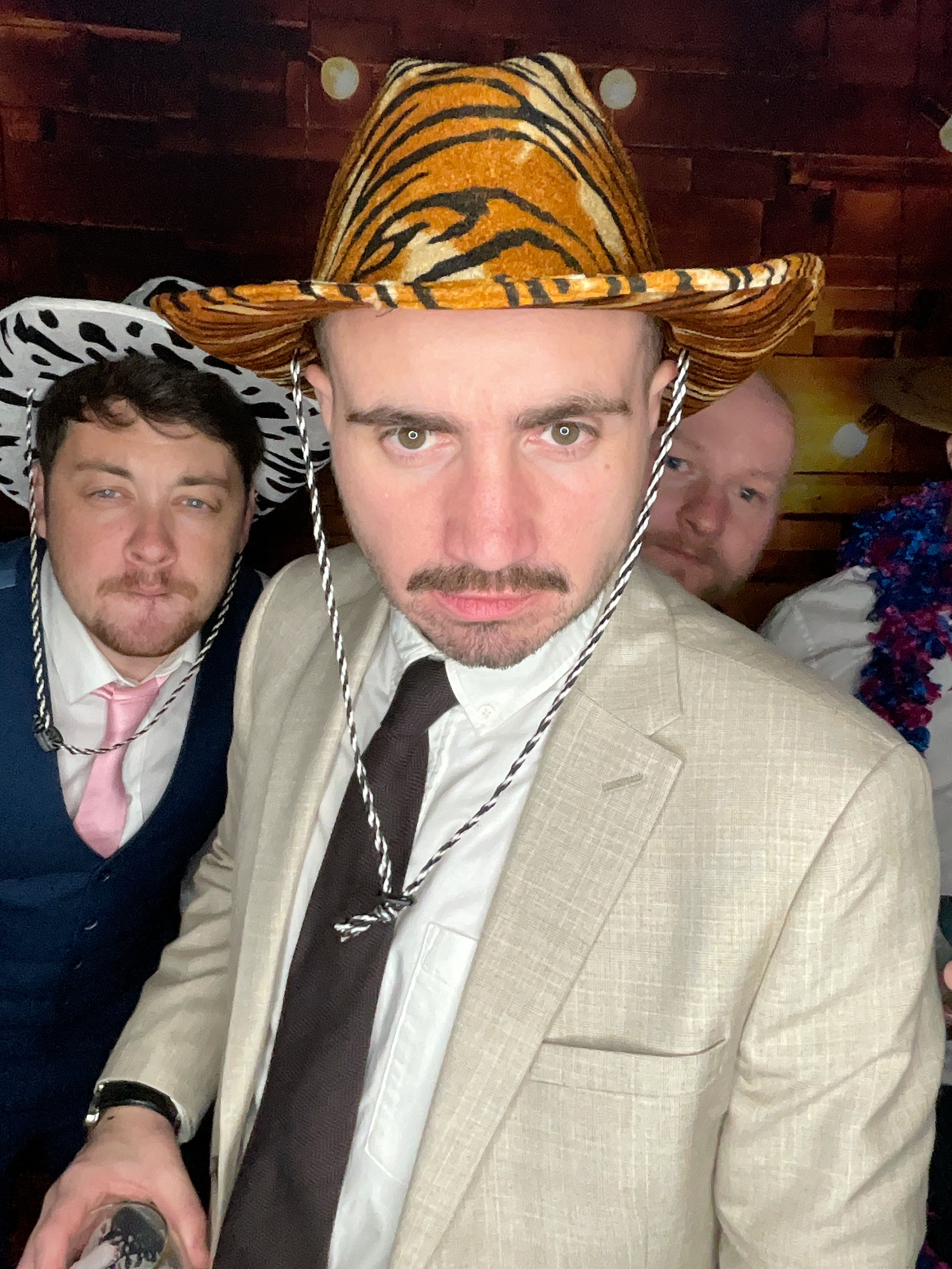 Thomas & Poppy  | View more photos from the event at gallery.magicimages.uk/u/MagicImages/Thomas-Poppy