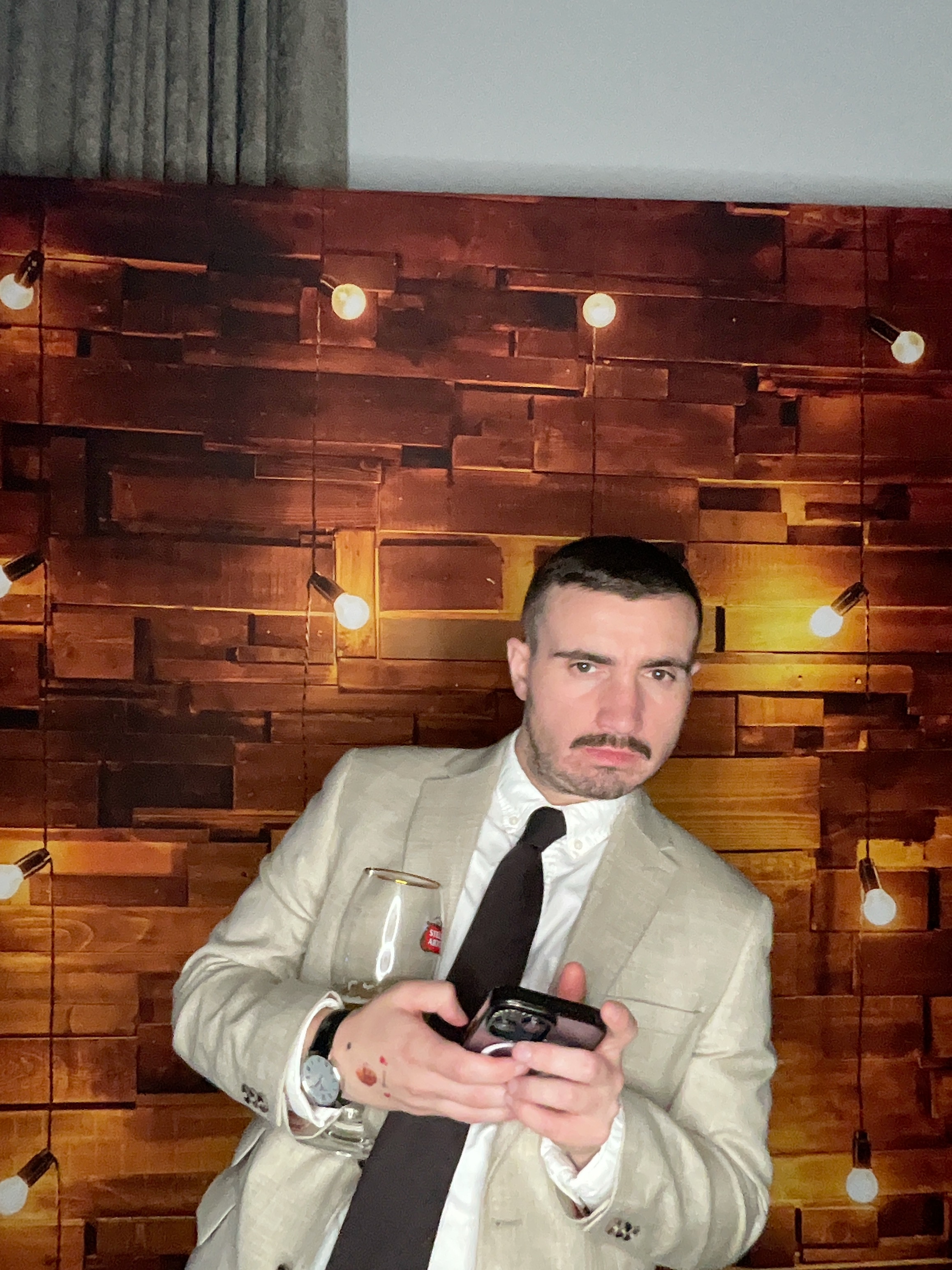 Thomas & Poppy  | View more photos from the event at gallery.magicimages.uk/u/MagicImages/Thomas-Poppy