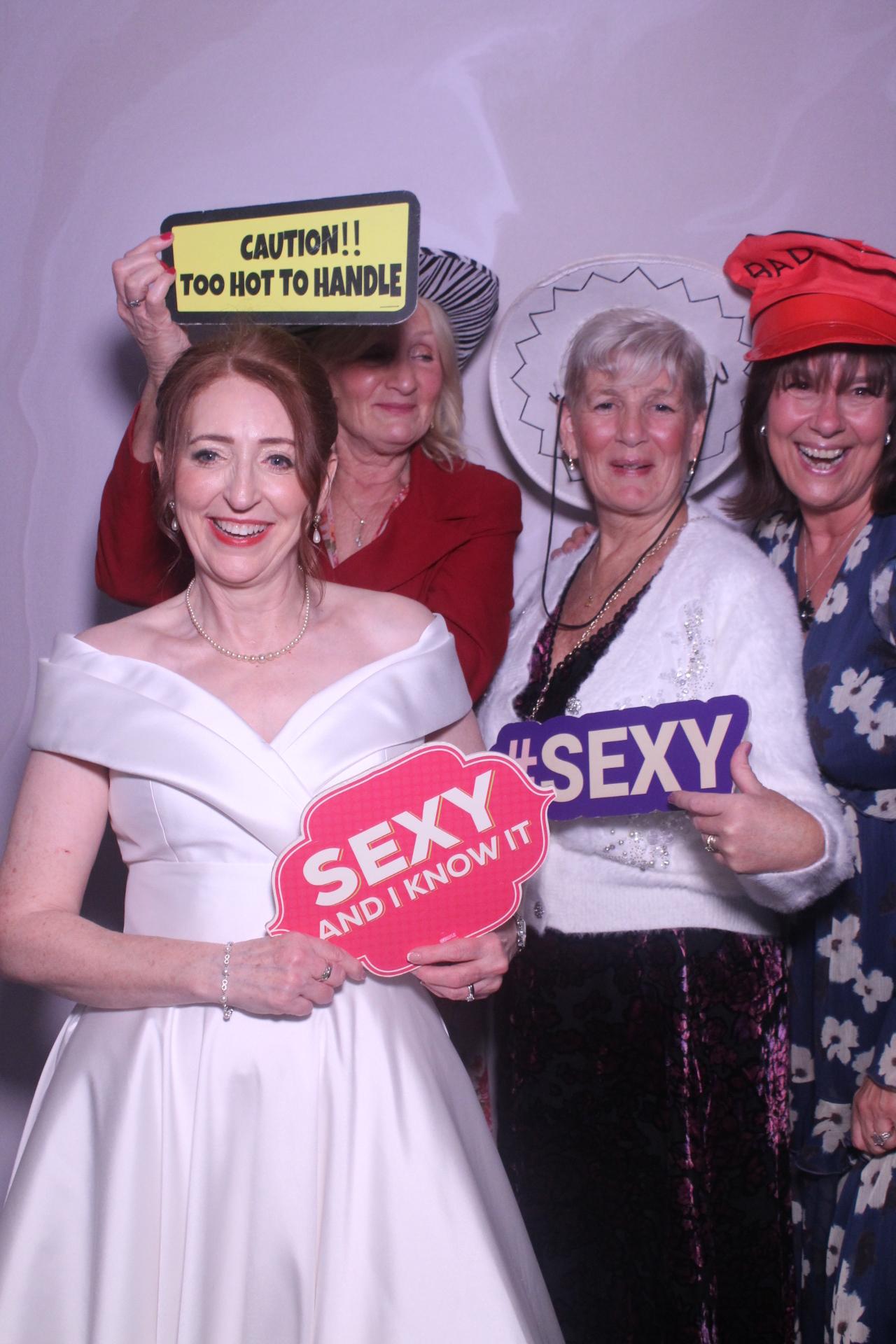 Tony & Sarah | View more photos from the event at gallery.magicimages.uk/u/MagicImages/Tony-Sarah