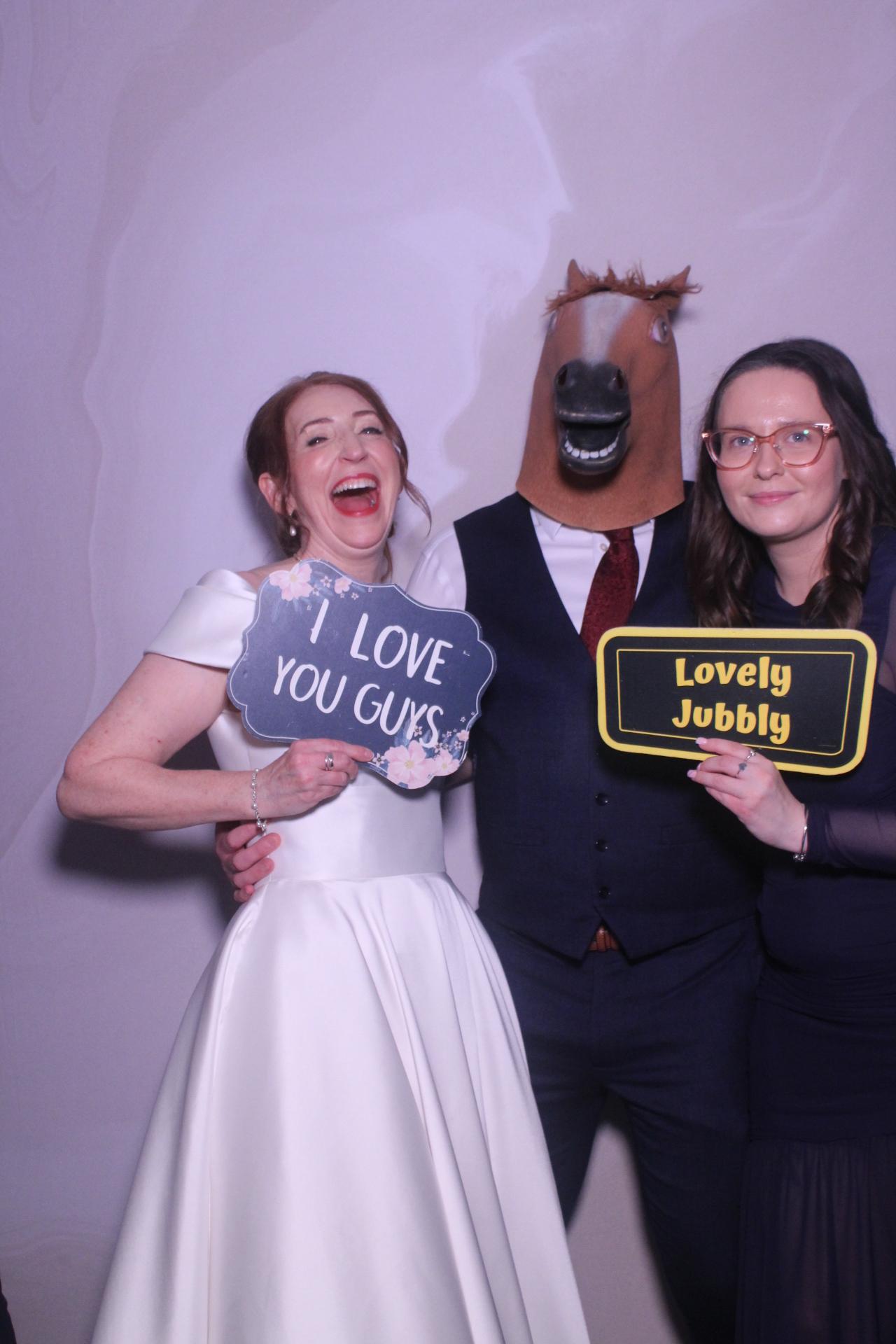 Tony & Sarah | View more photos from the event at gallery.magicimages.uk/u/MagicImages/Tony-Sarah